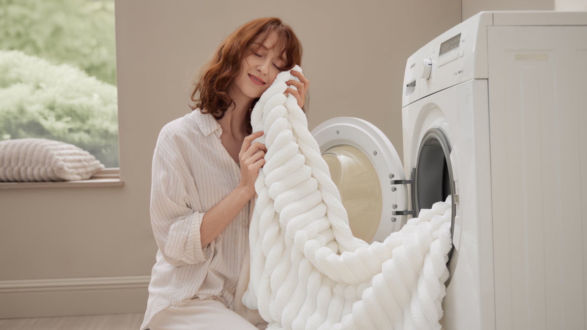Throw Blanket for the Couch That Won't Pill: A Realistic Buying Checklist