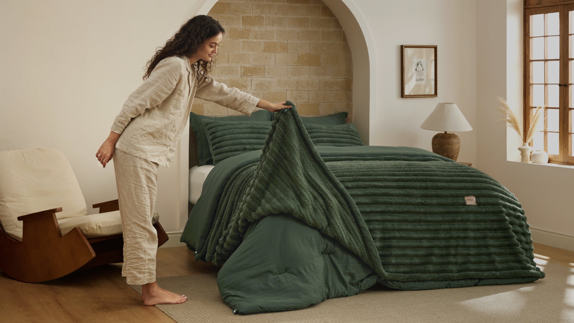 Together or Separate? Layering a 2-in-1 Comforter Set Through the Seasons