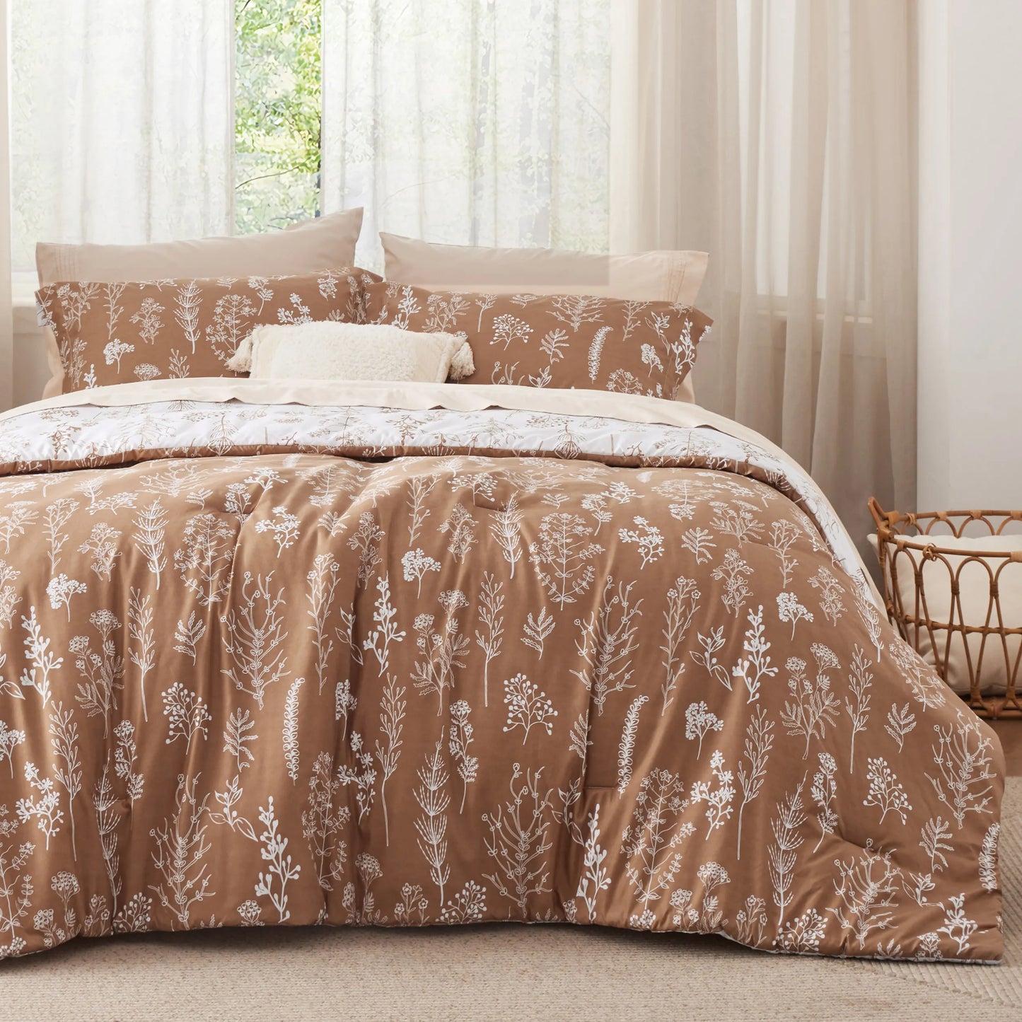 Reversible Floral Print Comforter Set