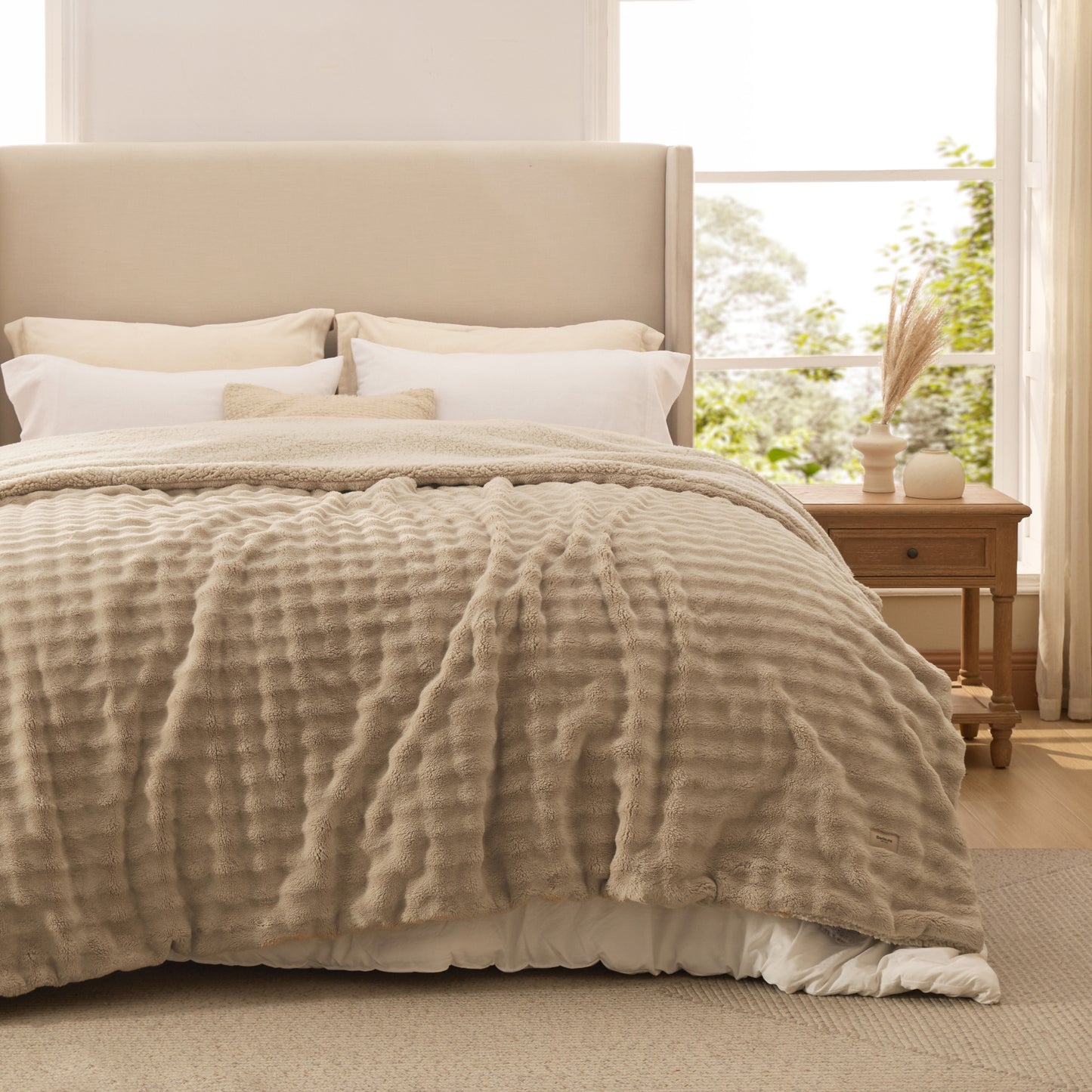 GentleSoft® Bubble Sherpa Fleece Blanket