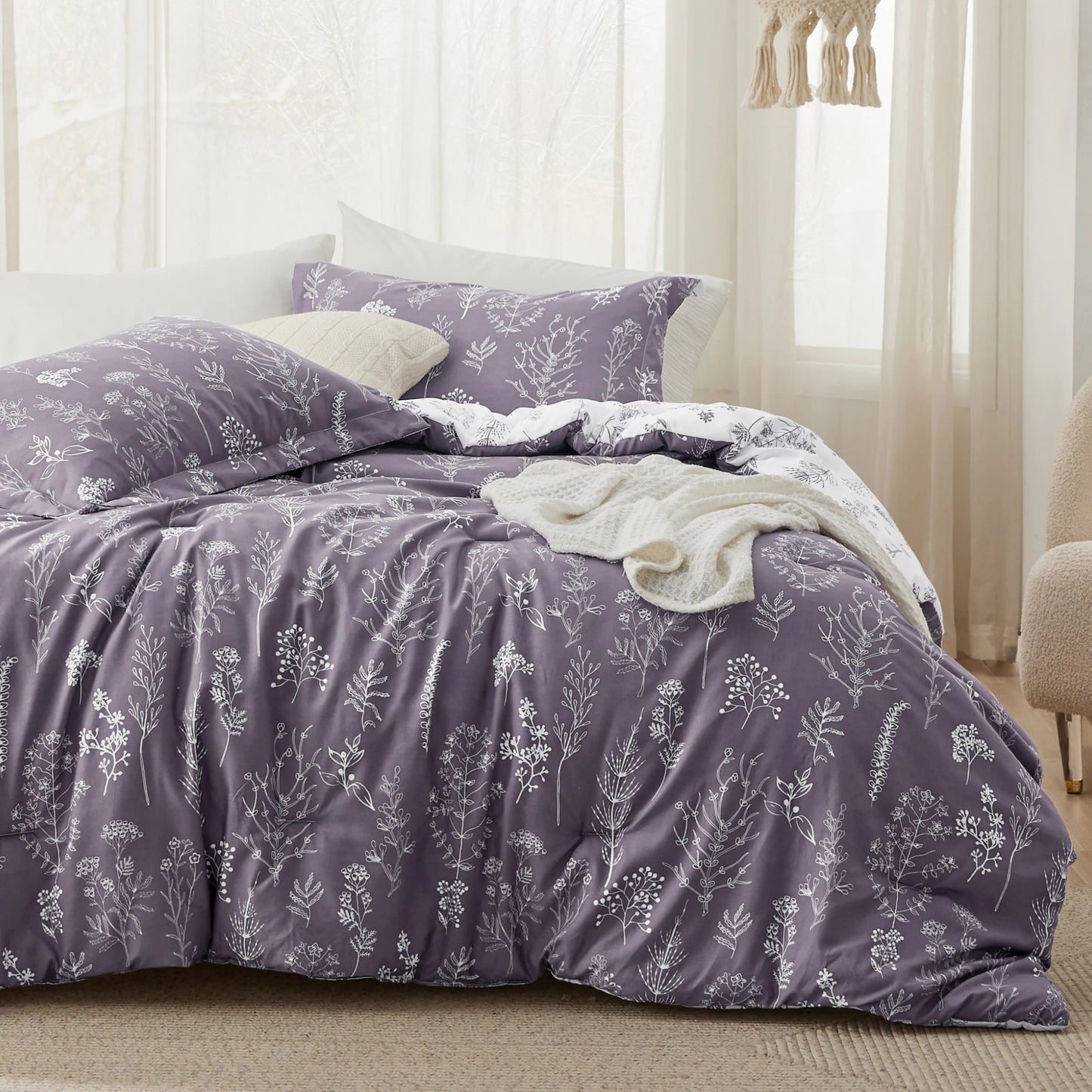 Reversible Floral Print Comforter Set
