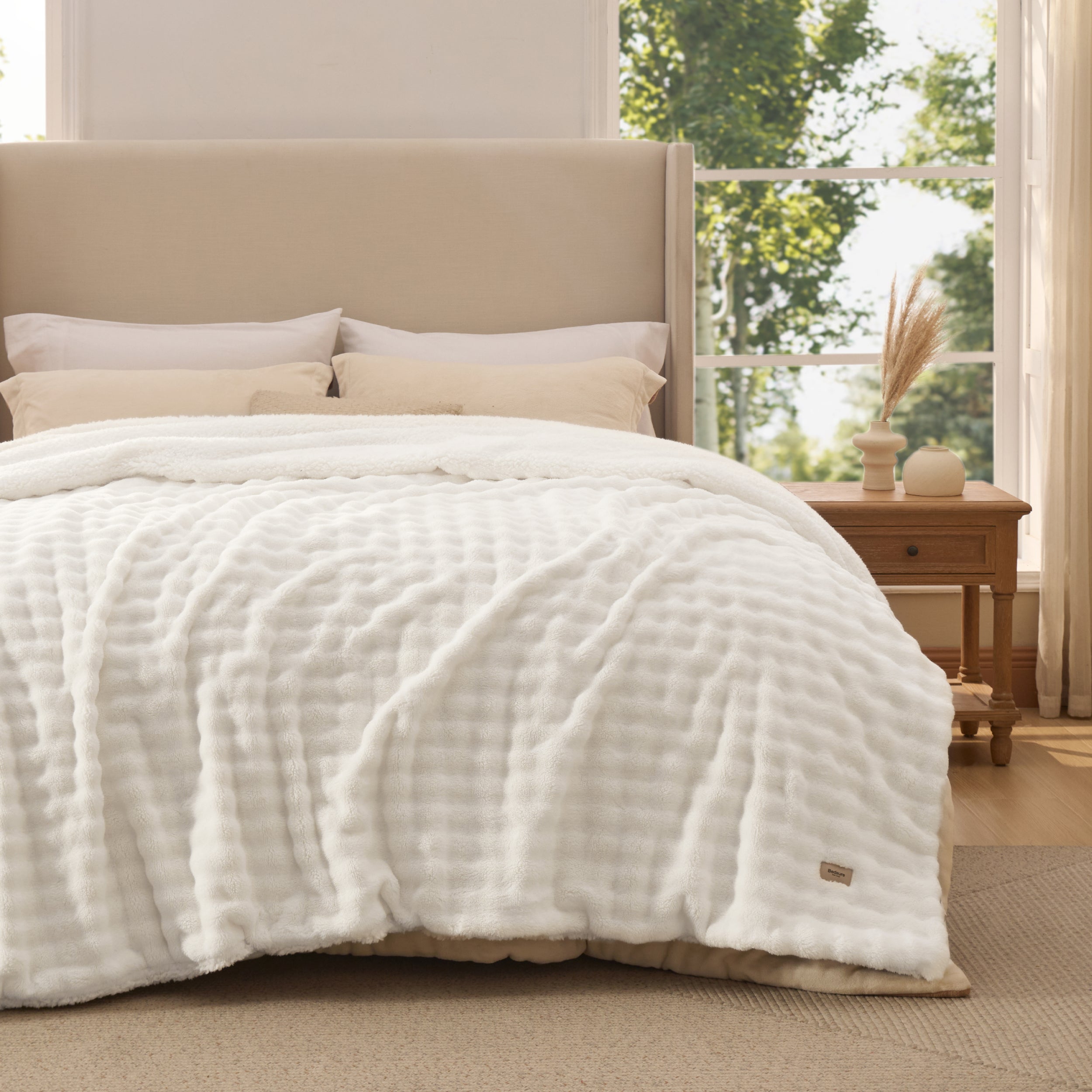 GentleSoft® Bubble Sherpa Fleece Blanket