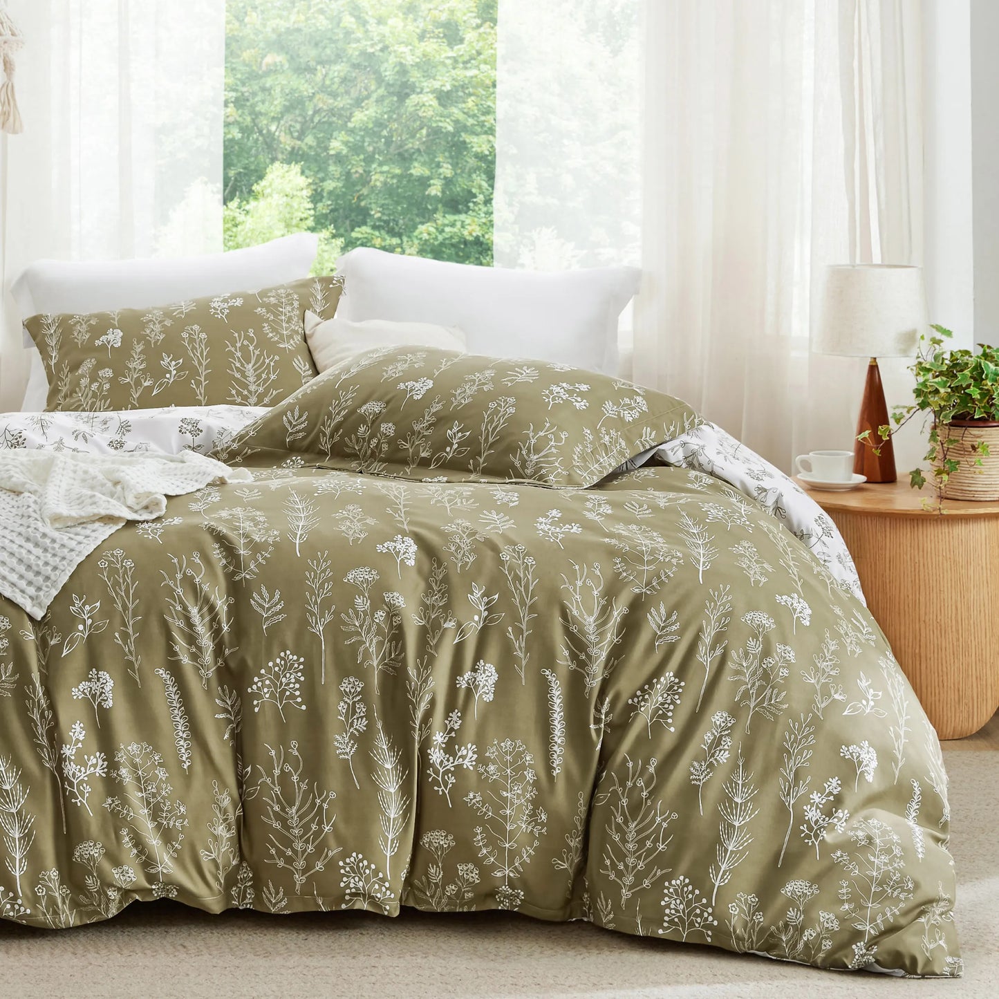 Floral Comforter Set