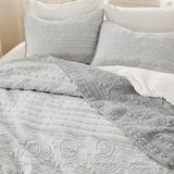 Scrollwork Quilt Set