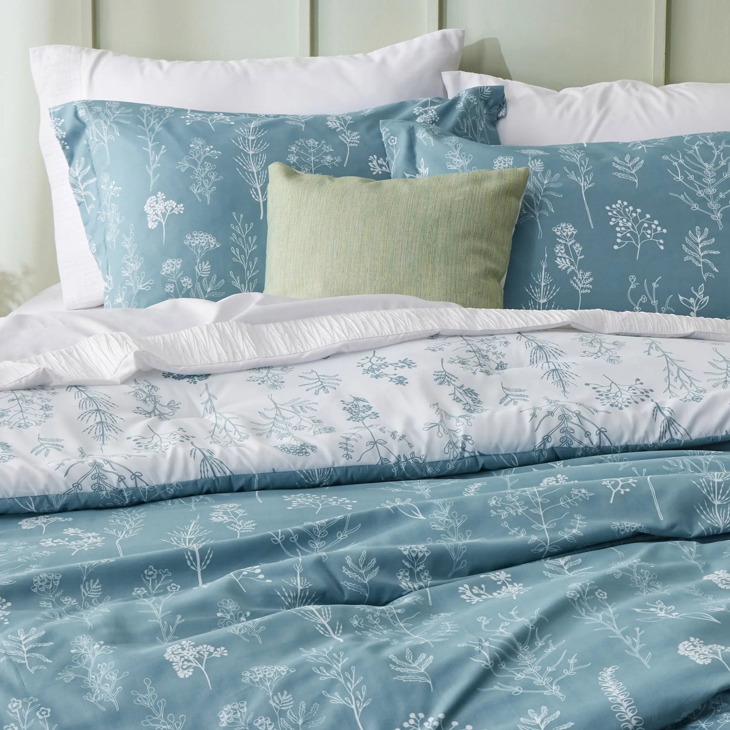 Floral Comforter Set