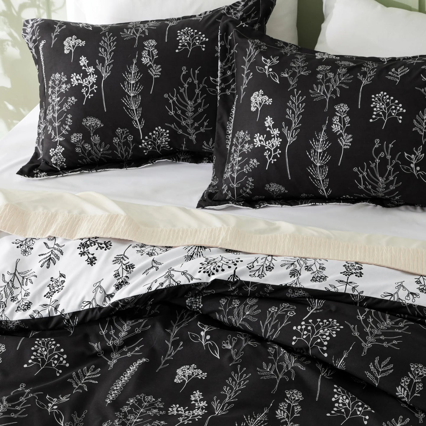 Floral Comforter Set