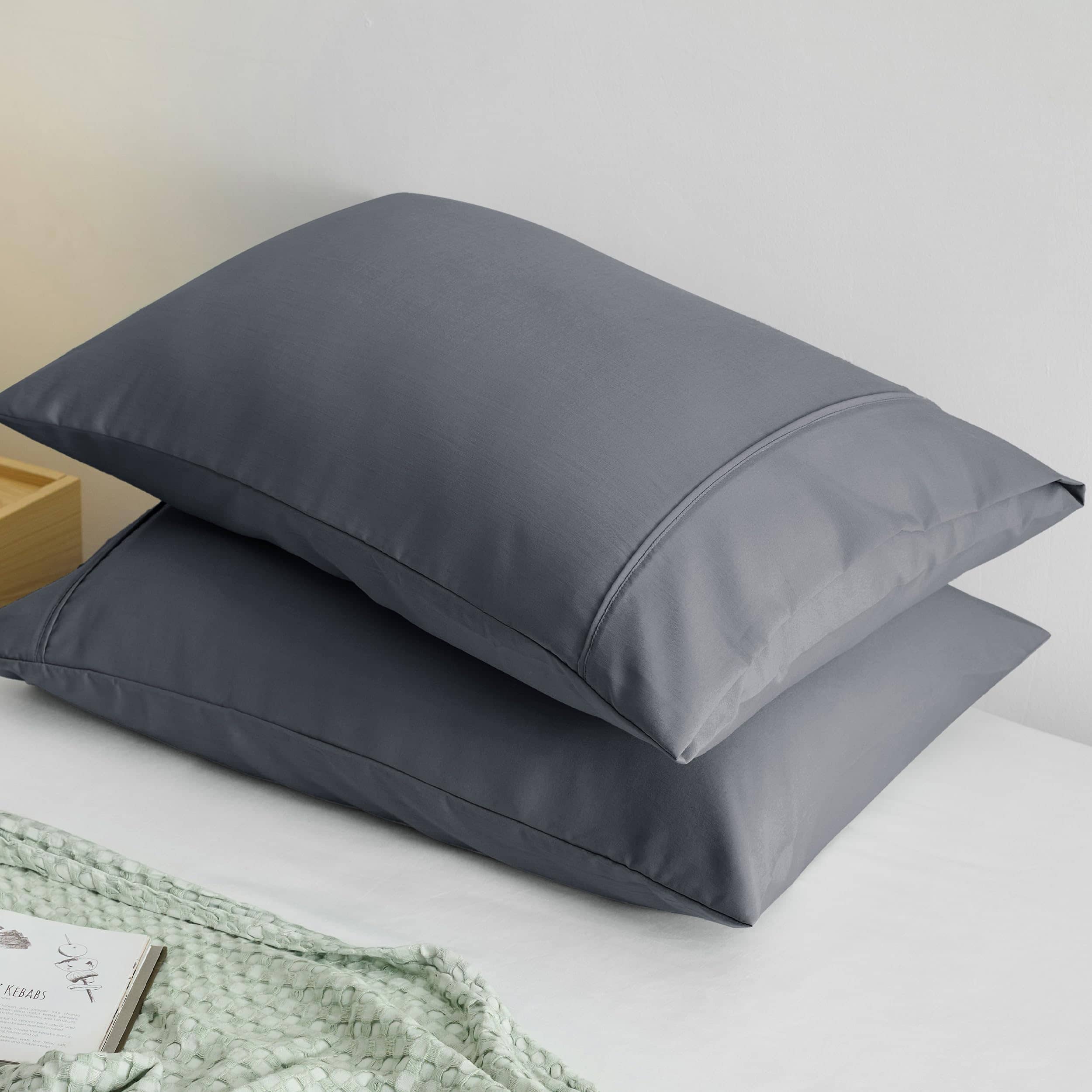 Pillowcases Polyester and Rayon Derived from Bamboo Blend