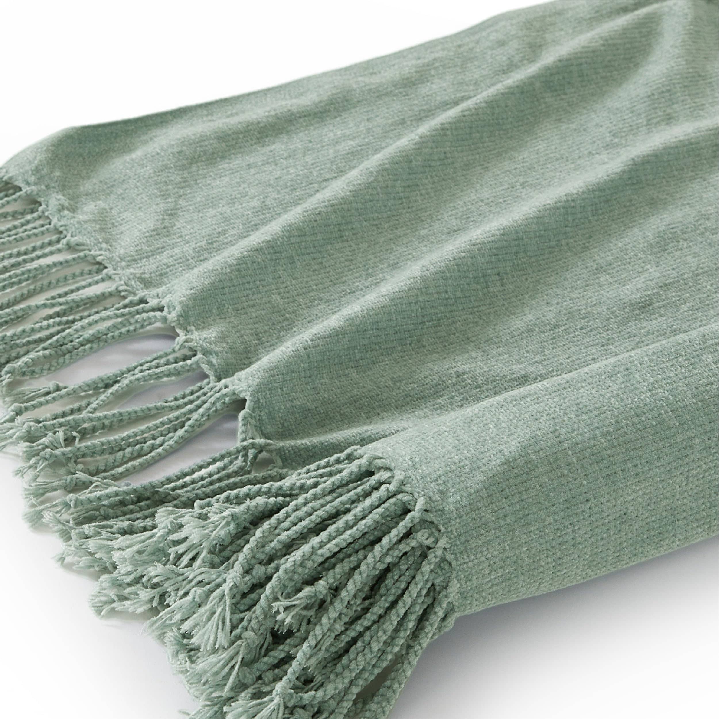 Bedsure Woven Chenille Blanket with Tassels