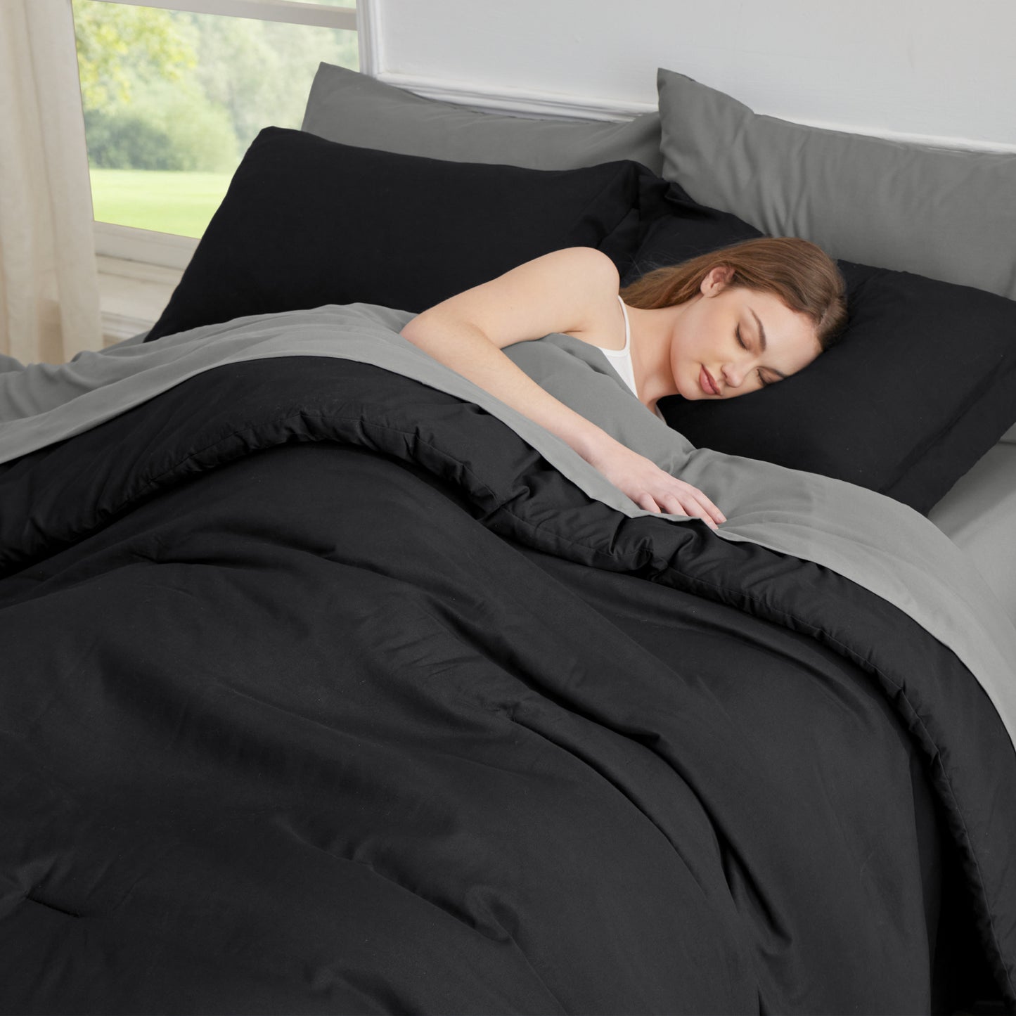 Dual-Tone Bed-in-a-Bag