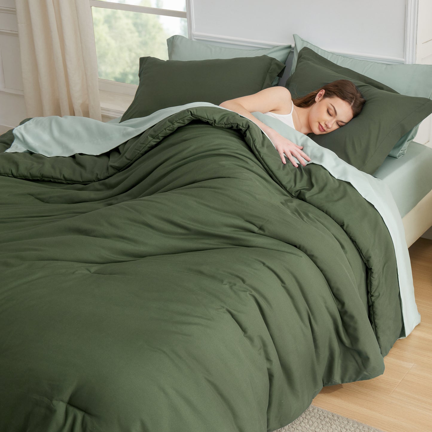 Dual-Tone Bed-in-a-Bag