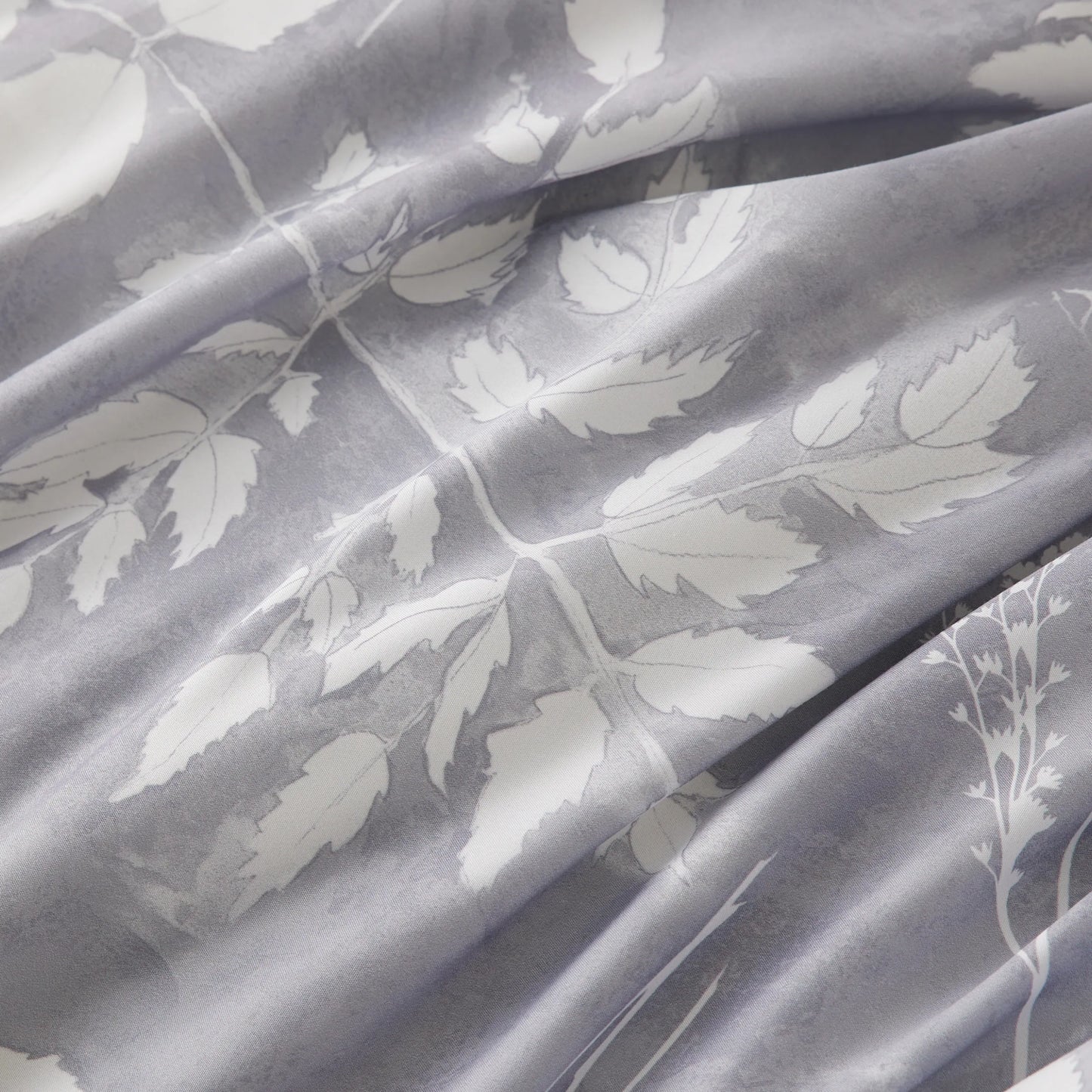Elegant Floral Comforter Sets