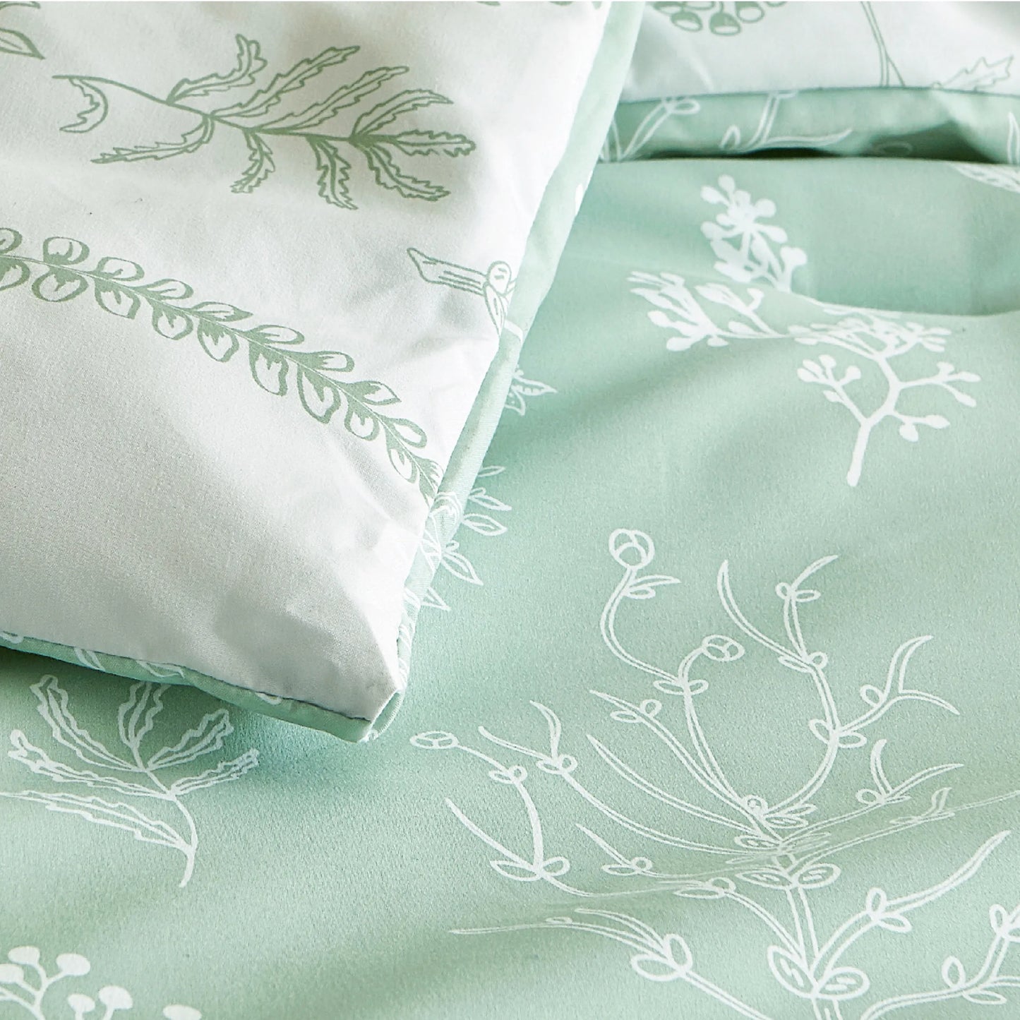 Floral Comforter Set