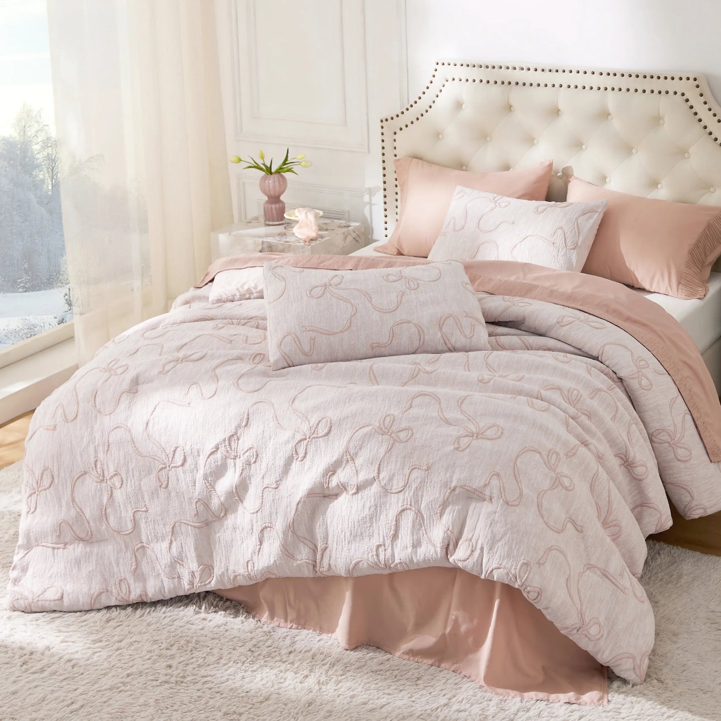 Graceful Bow Jacquard Comforter Set