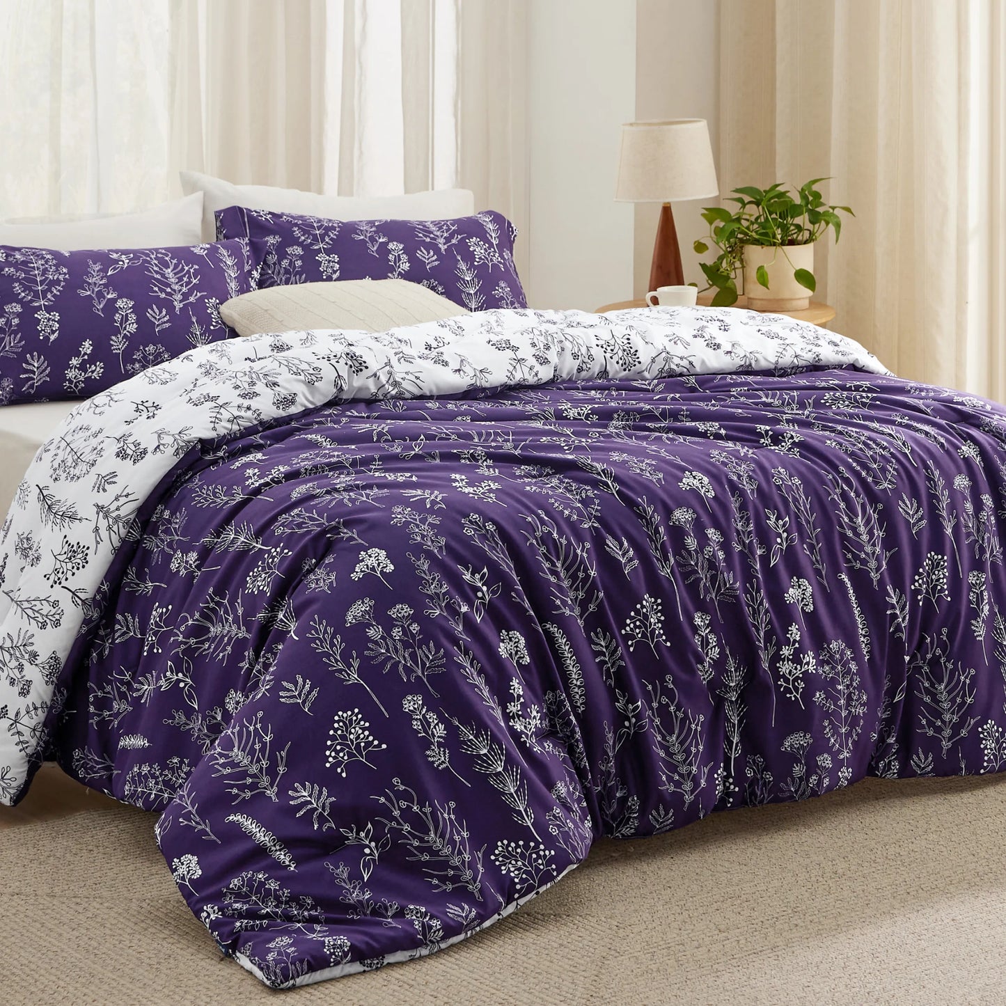 Reversible Floral Print Comforter Set