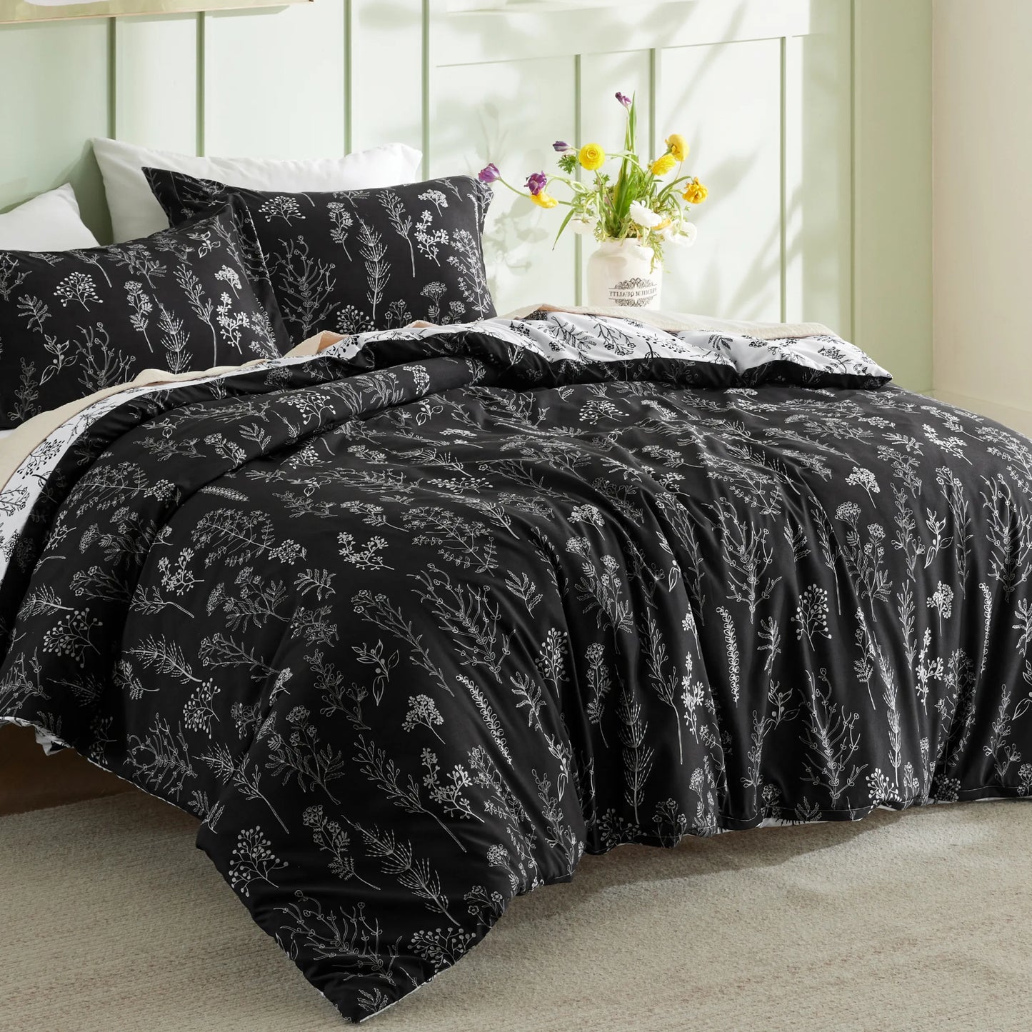 Floral Comforter Set