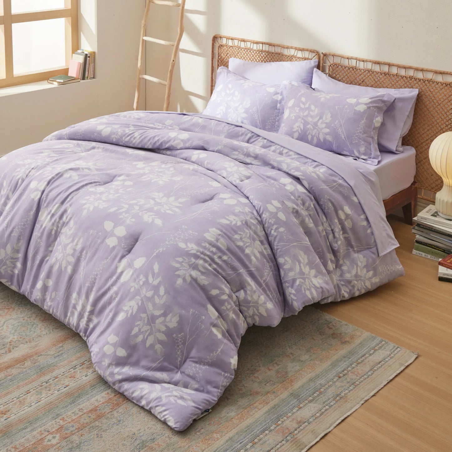 Elegant Floral Comforter Sets