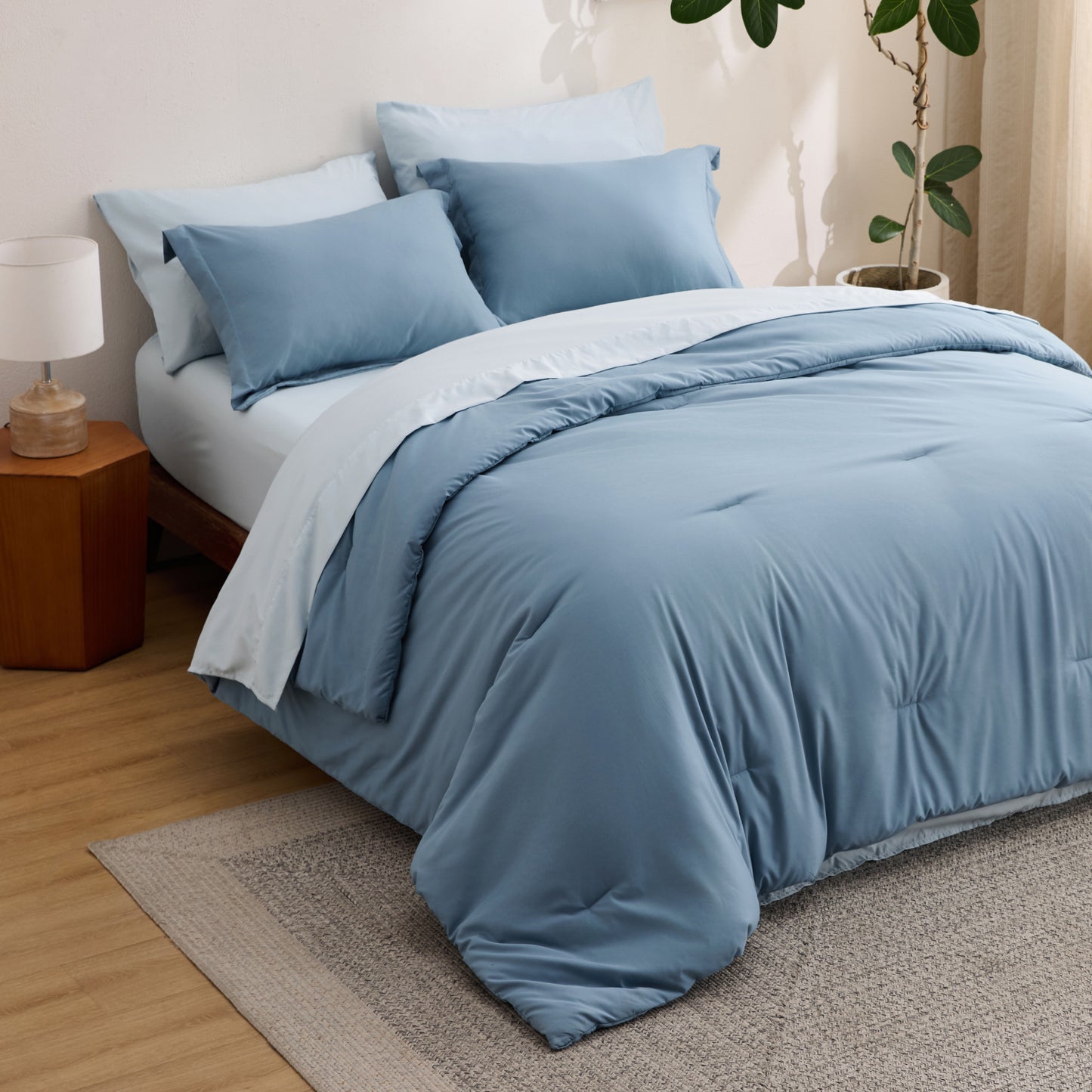 Dual-Tone Bed-in-a-Bag