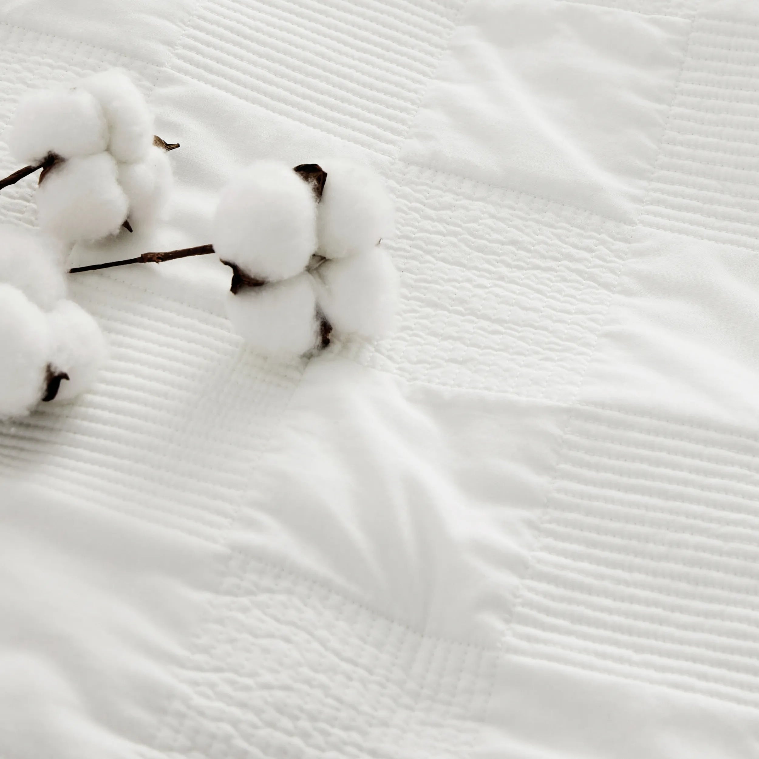 Bedsure Cotton Quilted Set