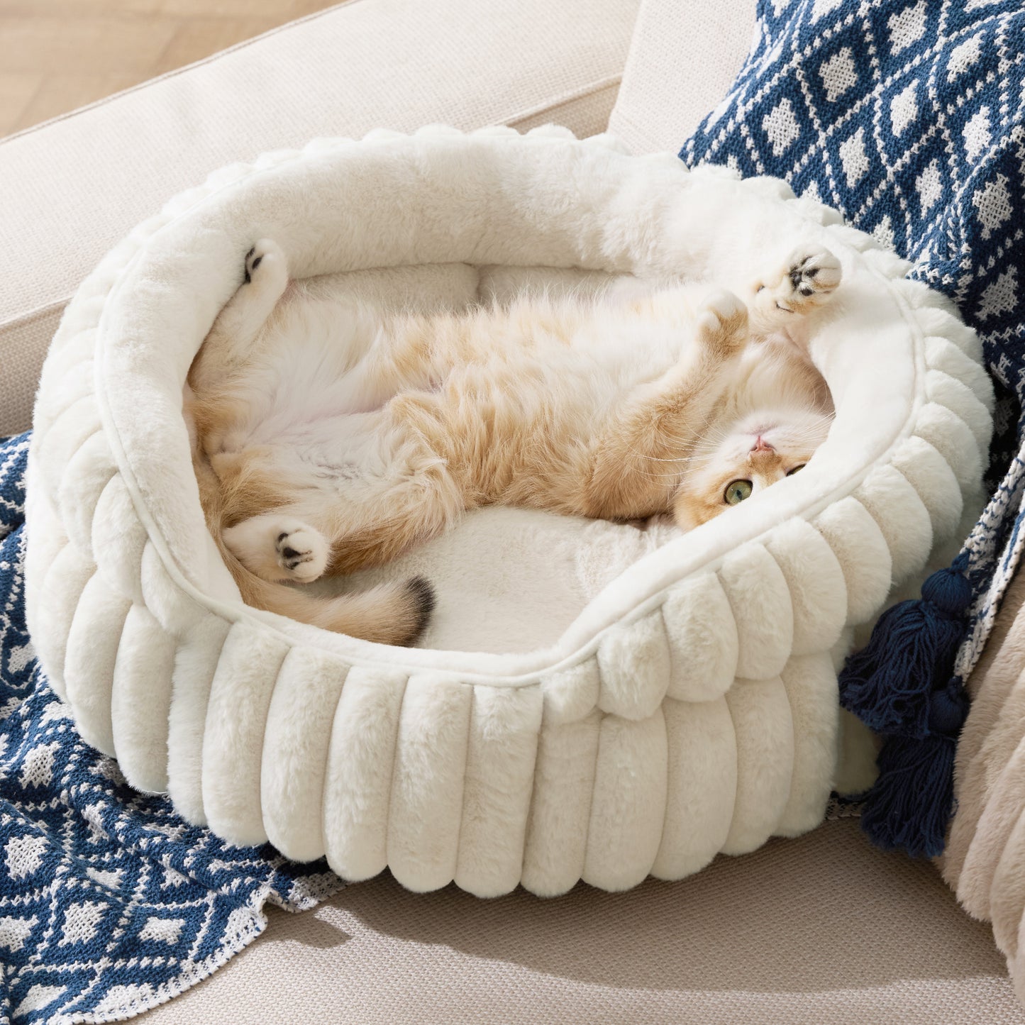 ComfyFleece™ Dual-layer Cat Bed