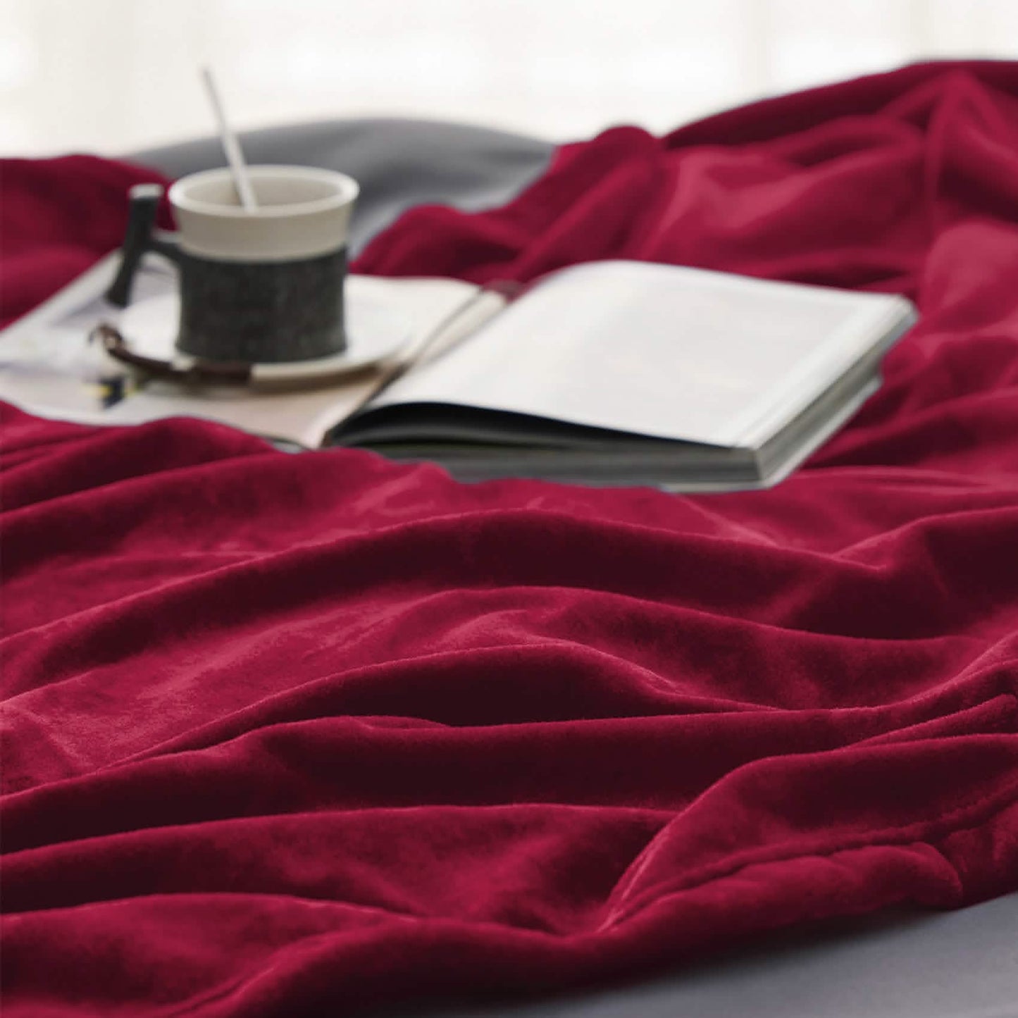 Flannel Fleece Blanket 300gsm-2