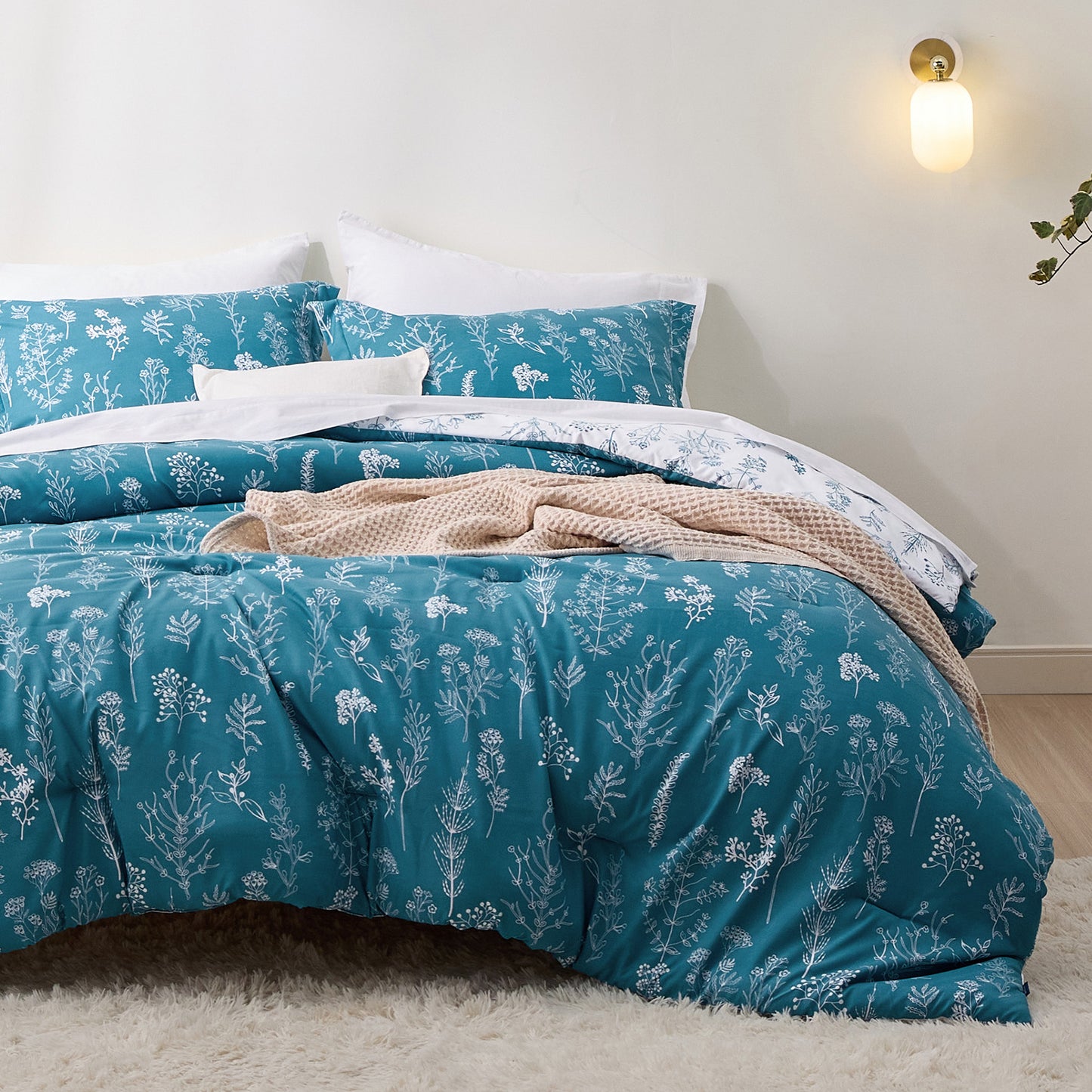 GentleSoft™ Floral Comforter Set