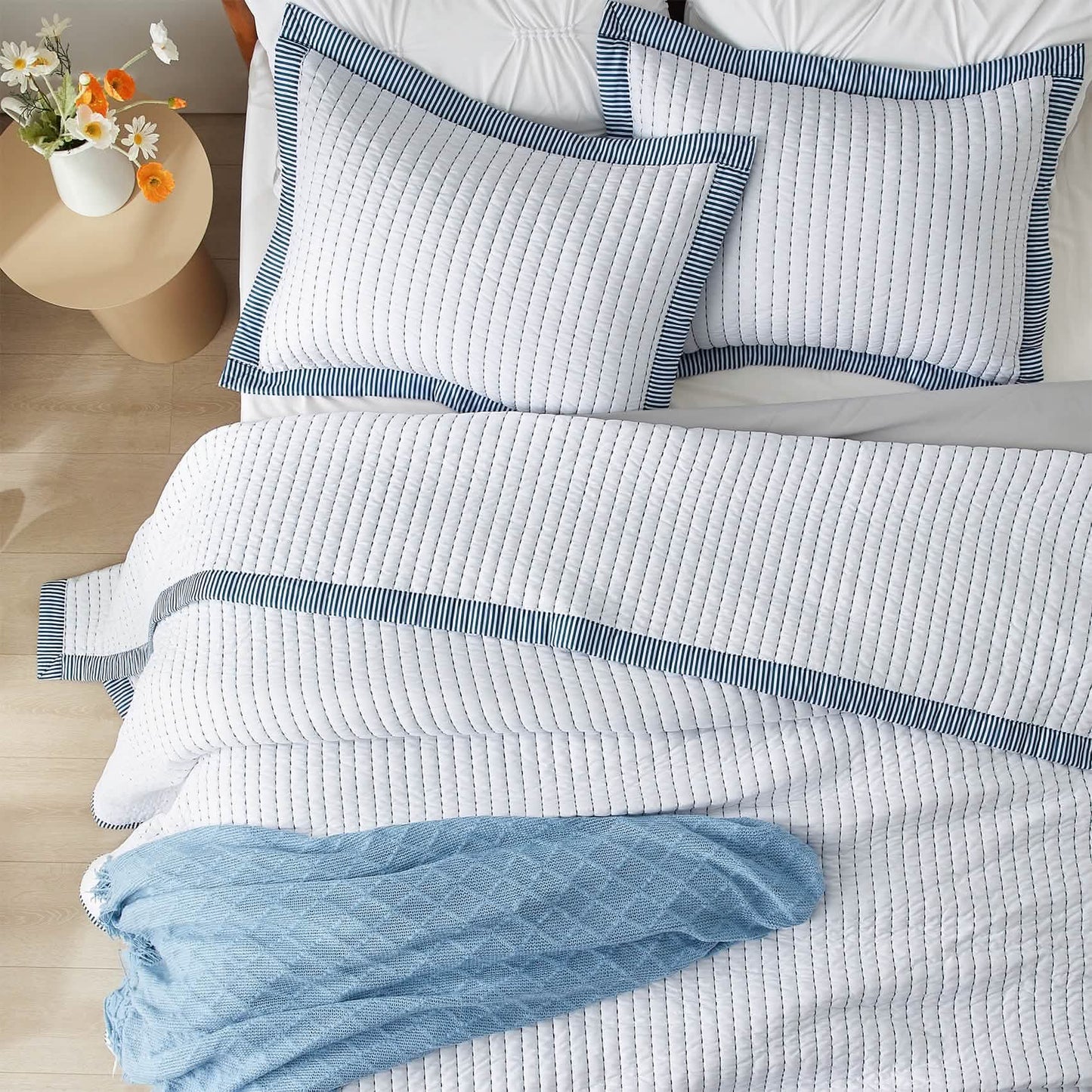 Corduroy Pattern Quilt Set