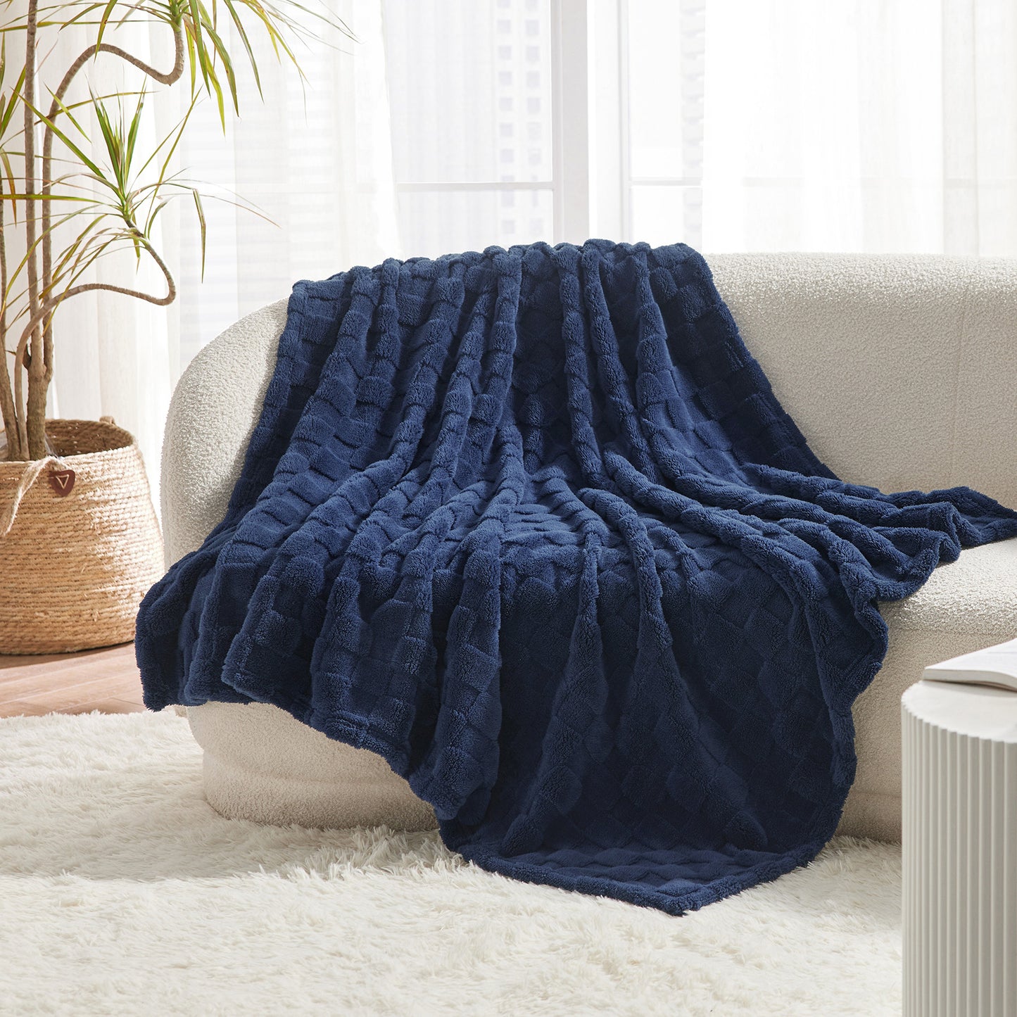 GentleSoft™ Jacquard Shaggy Sherpa Blanket