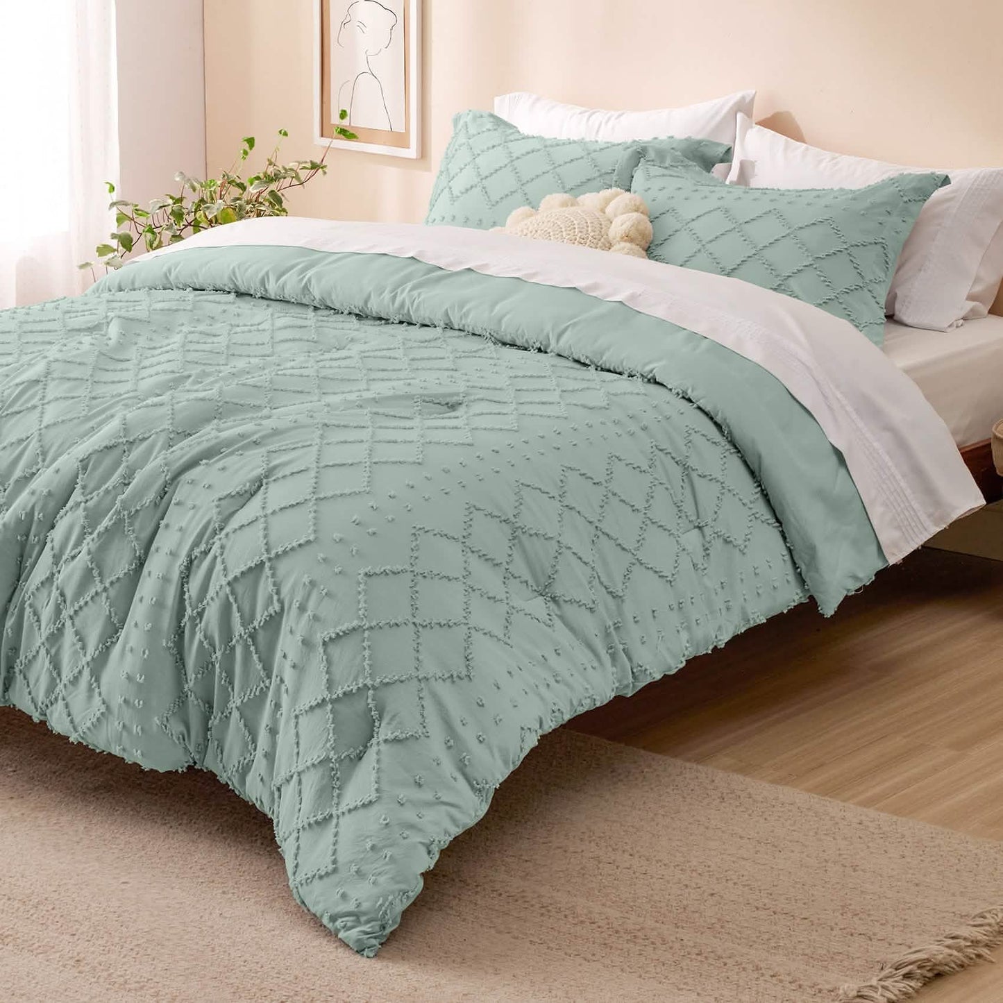 Tufted Embroidery Comforter Set
