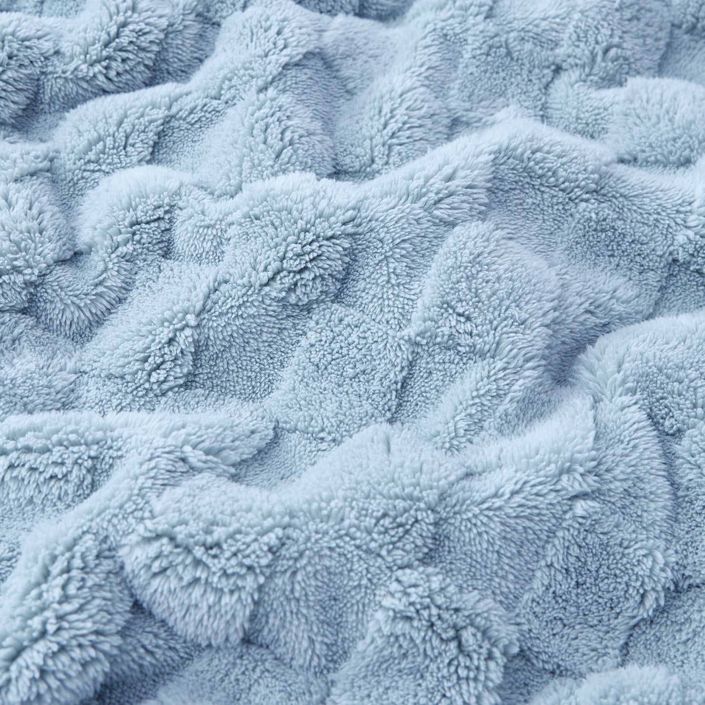 GentleSoft™ Jacquard Shaggy Sherpa Blanket