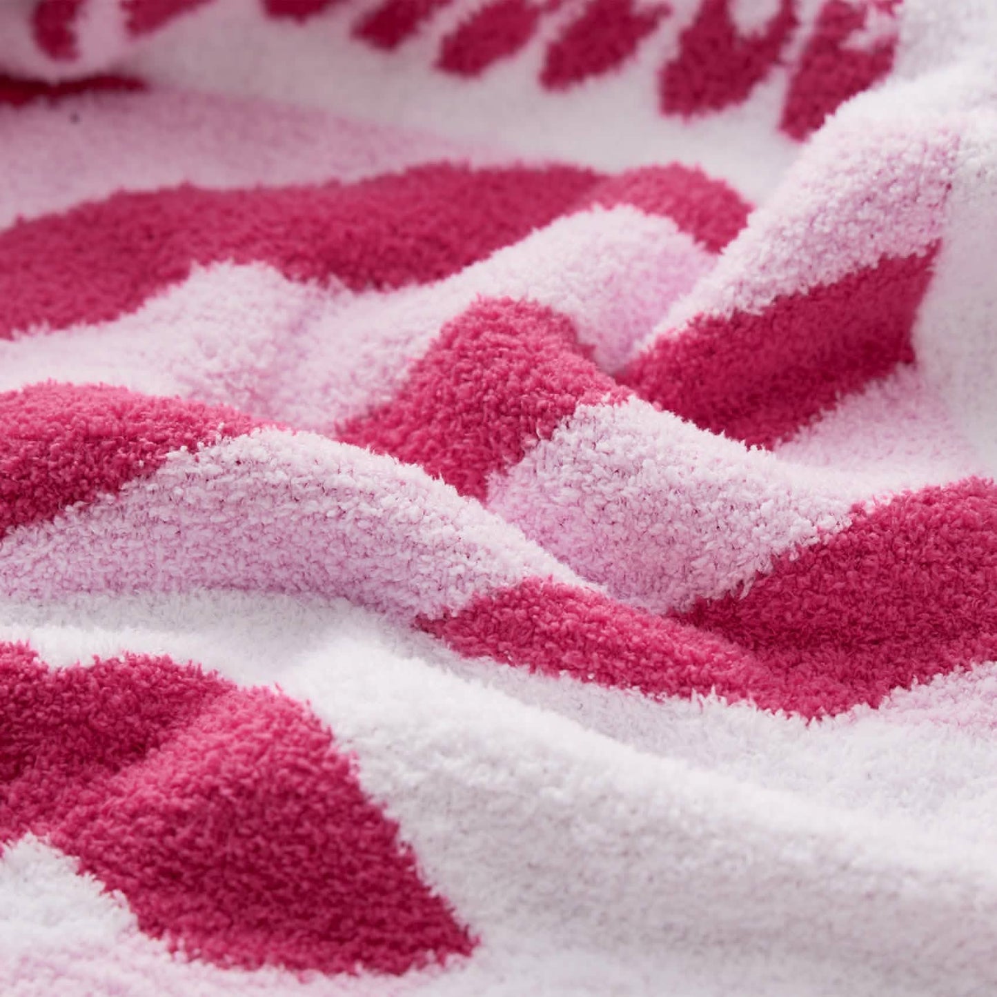 Marilyn Monroe™Feather Yarn Knitted Blanket Retro Pink