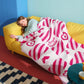 Marilyn Monroe™Feather Yarn Knitted Blanket Retro Pink