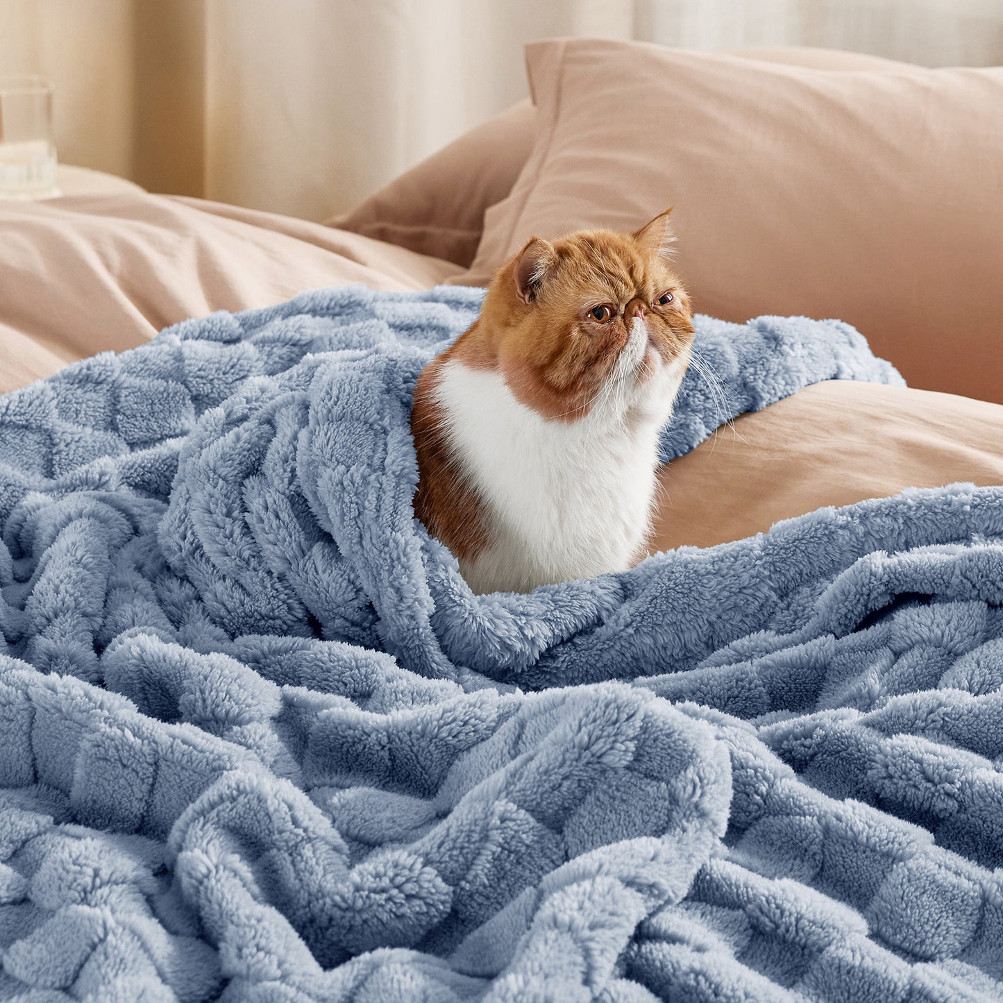 GentleSoft™ Jacquard Shaggy Sherpa Blanket