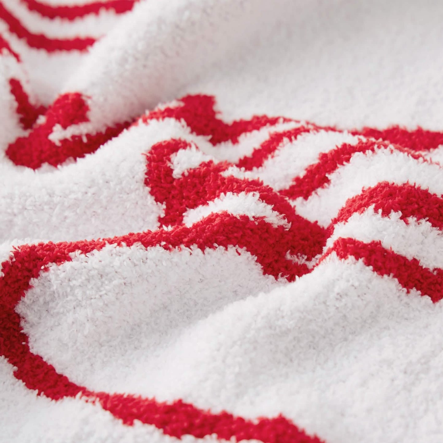 Marilyn Monroe™Feather Yarn Knitted Blanket Signature
