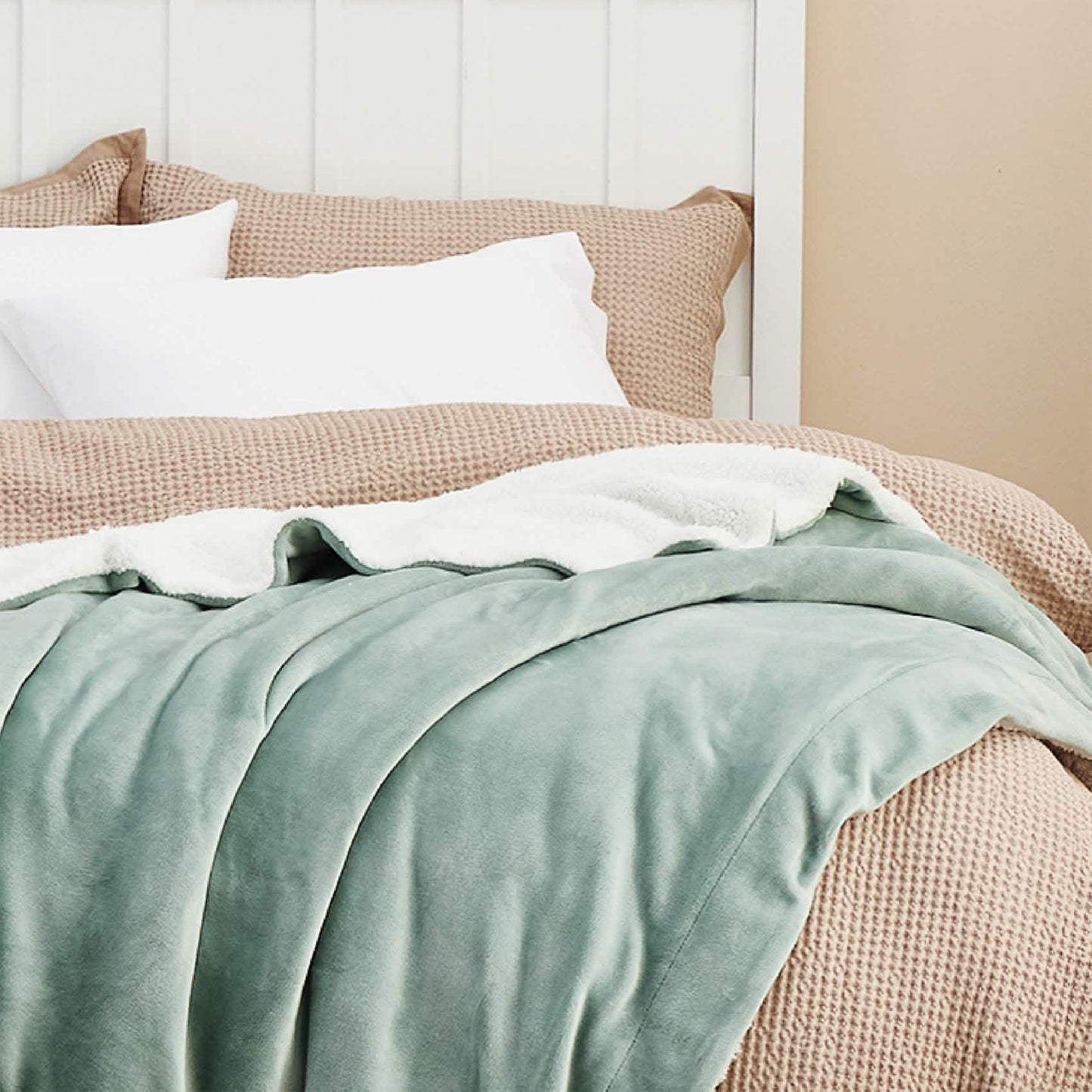 Sherpa Fleece Blanket