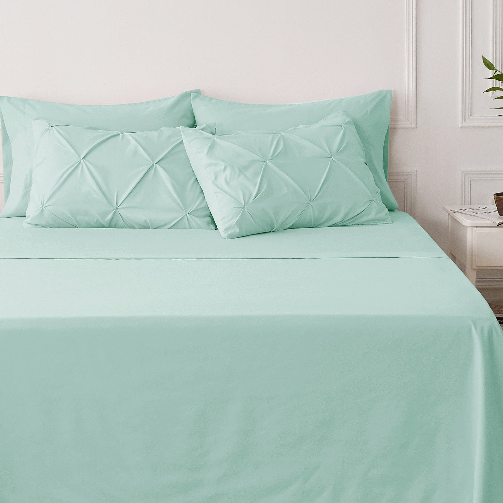 Spring Bedding Pintuck Comforter Sets