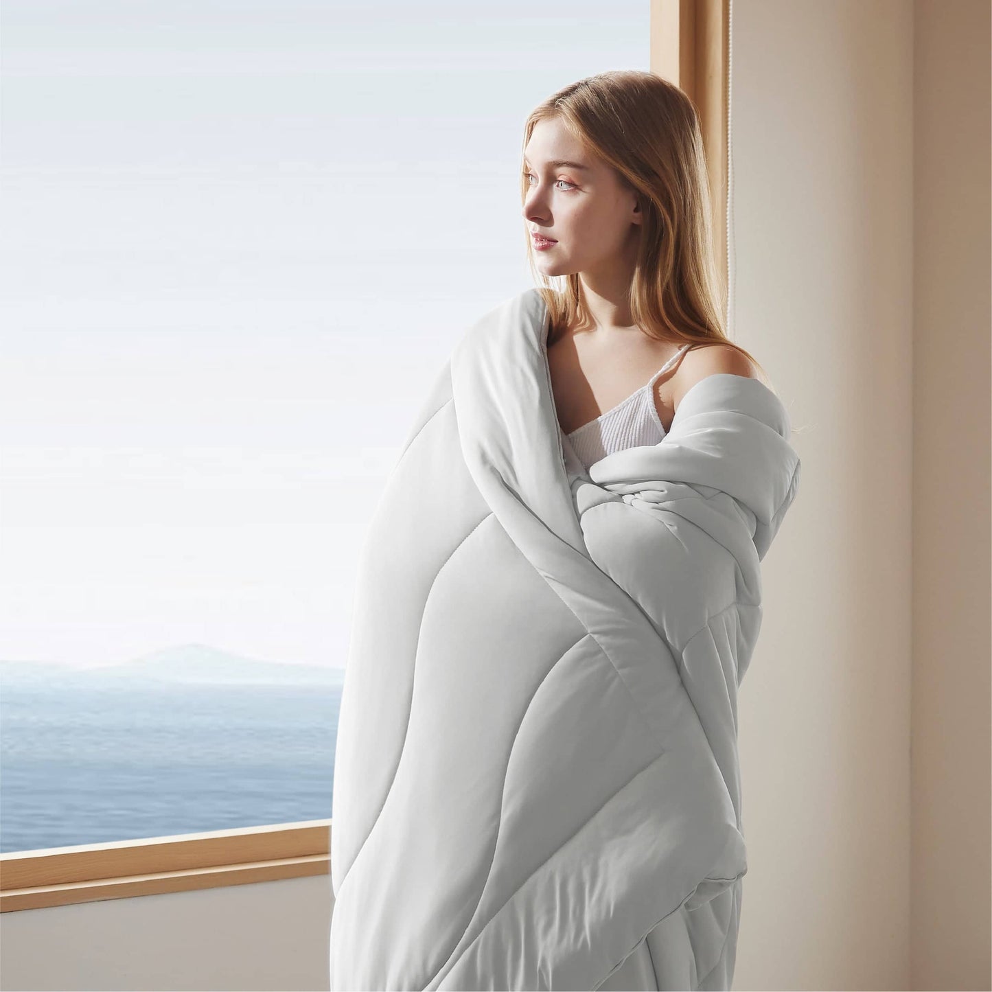 Ultra-Soft Light weight 150gsm Comforter