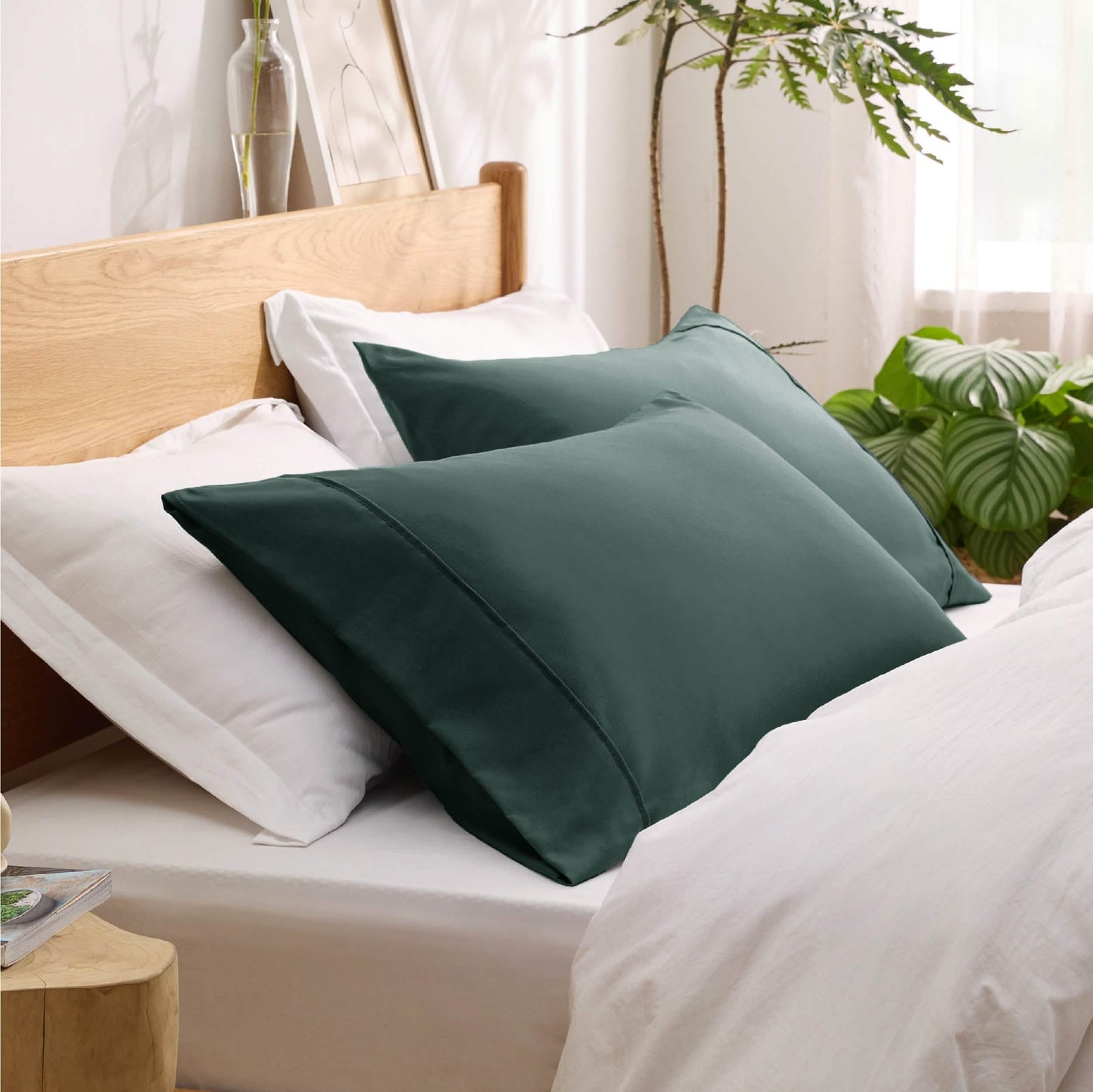 Fade and Stain Resistant Microfiber Pillowcase