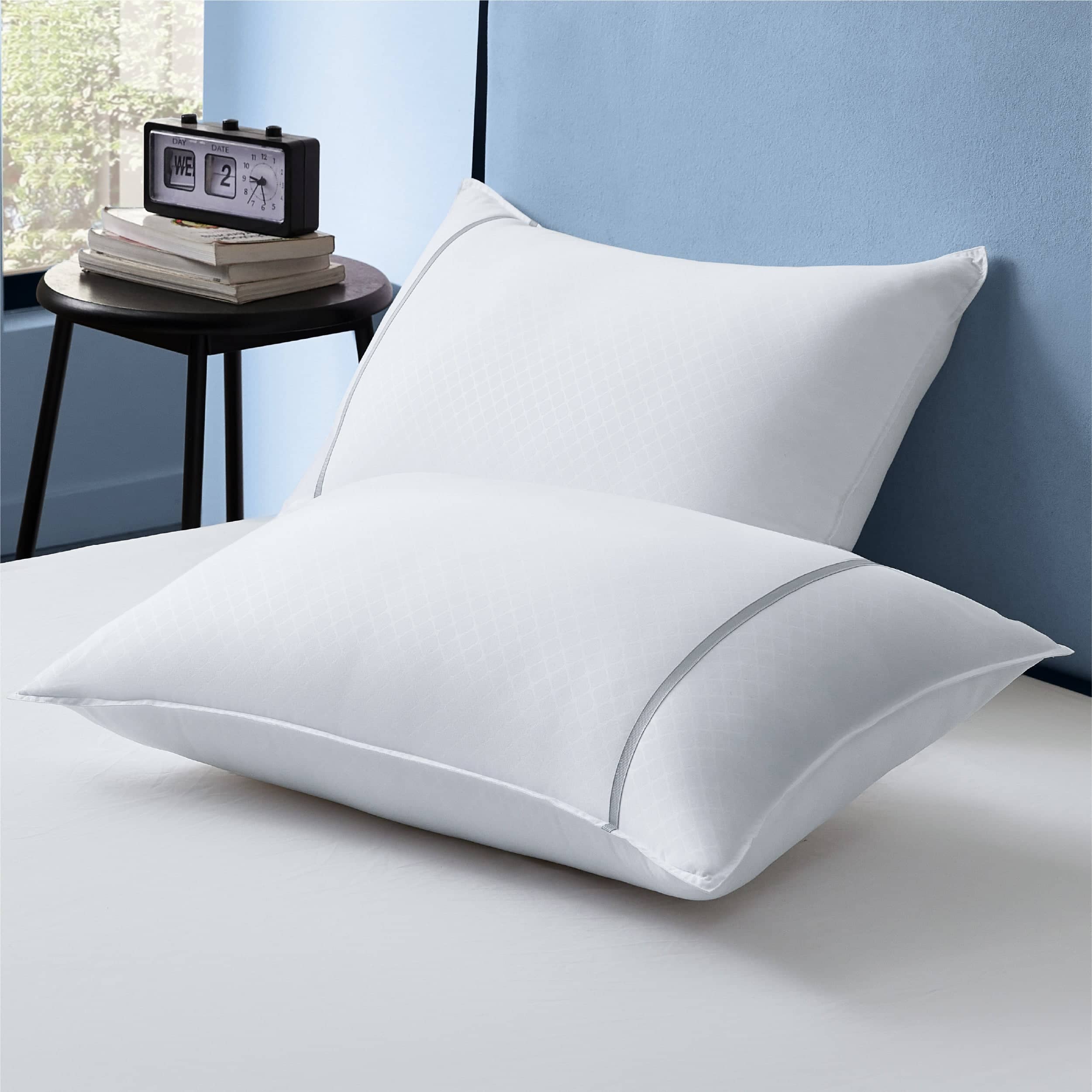 Diamond Pattern Pillows 2pk