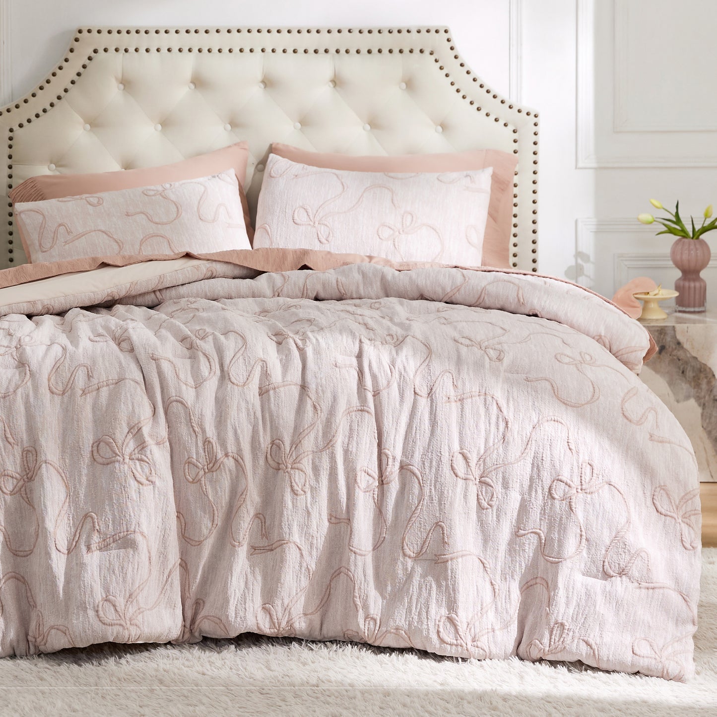 Graceful Bow Jacquard Comforter Set