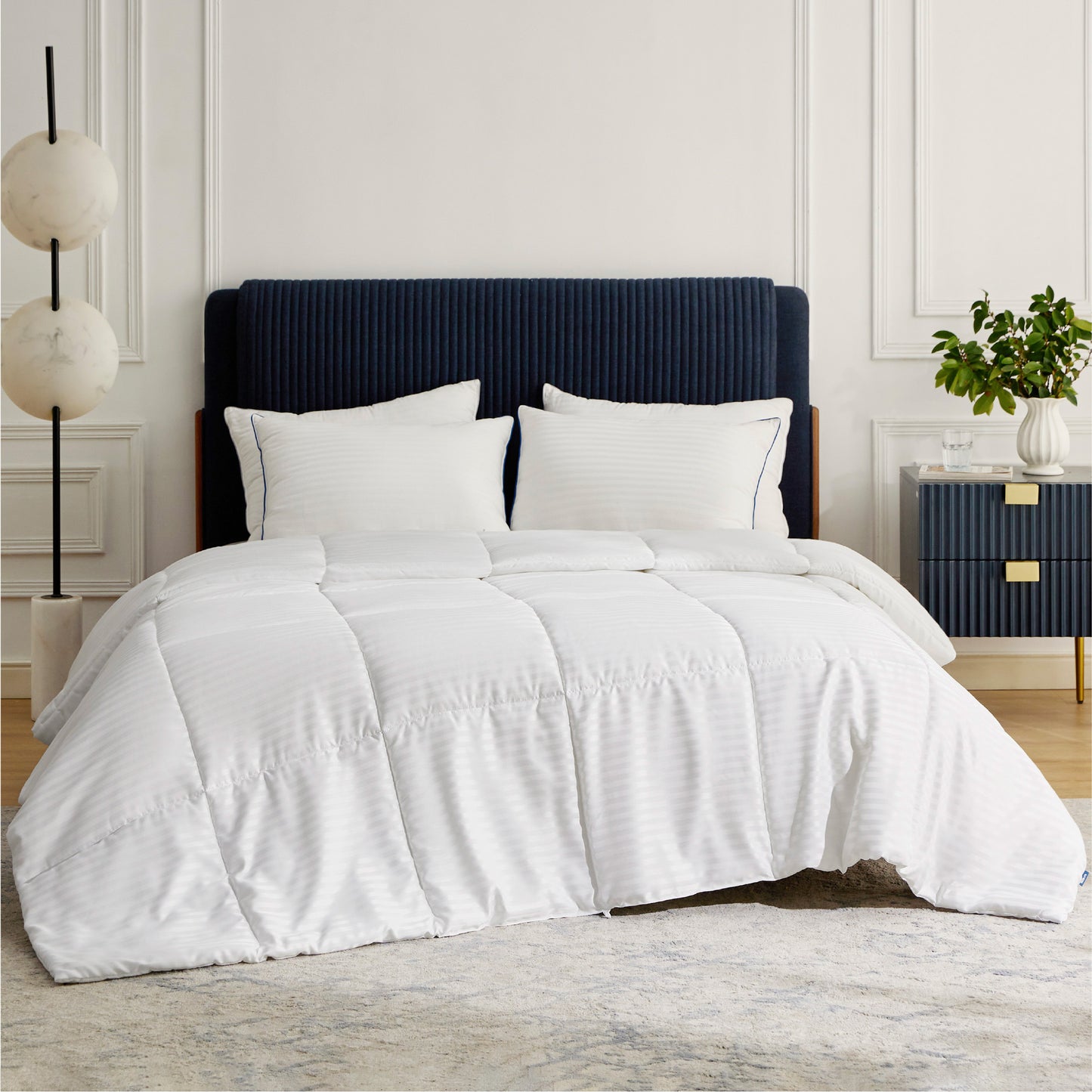 Weightless Comfy Striped Quilt