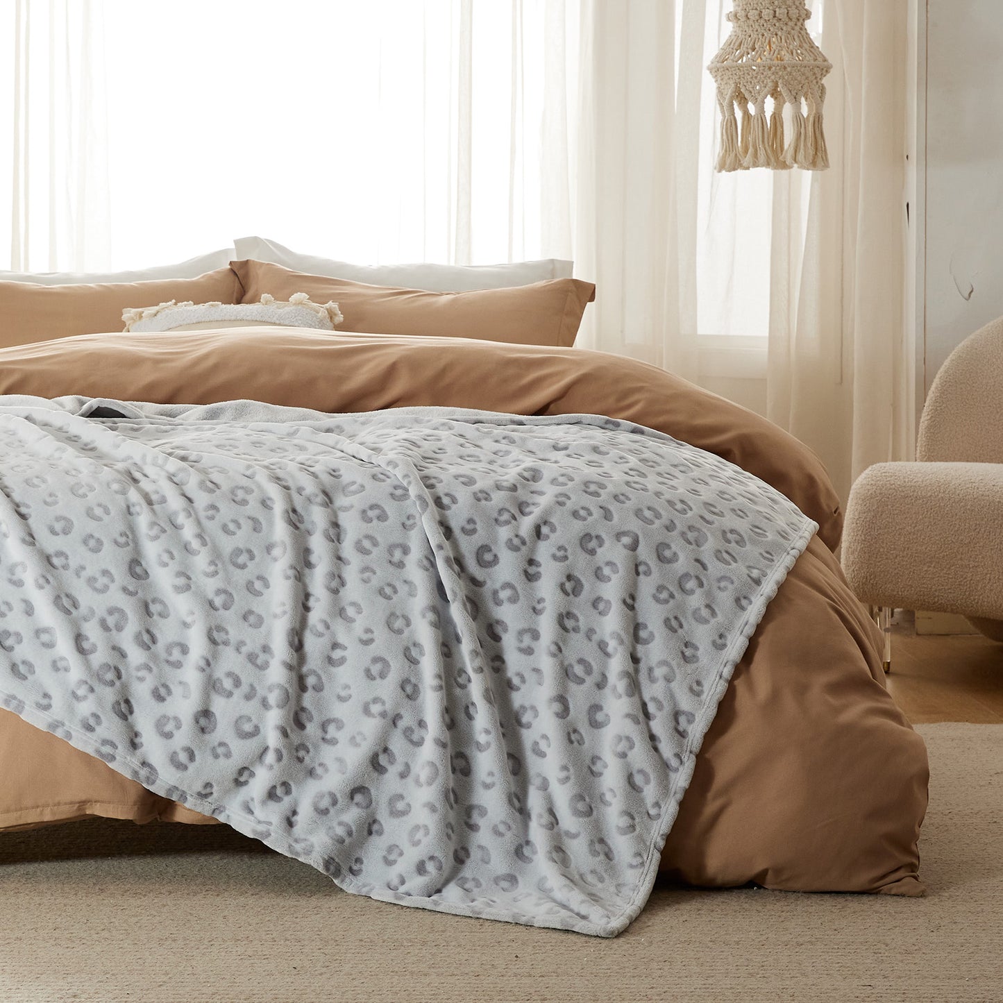 Arch Shaggy Sherpa Fleece Blanket