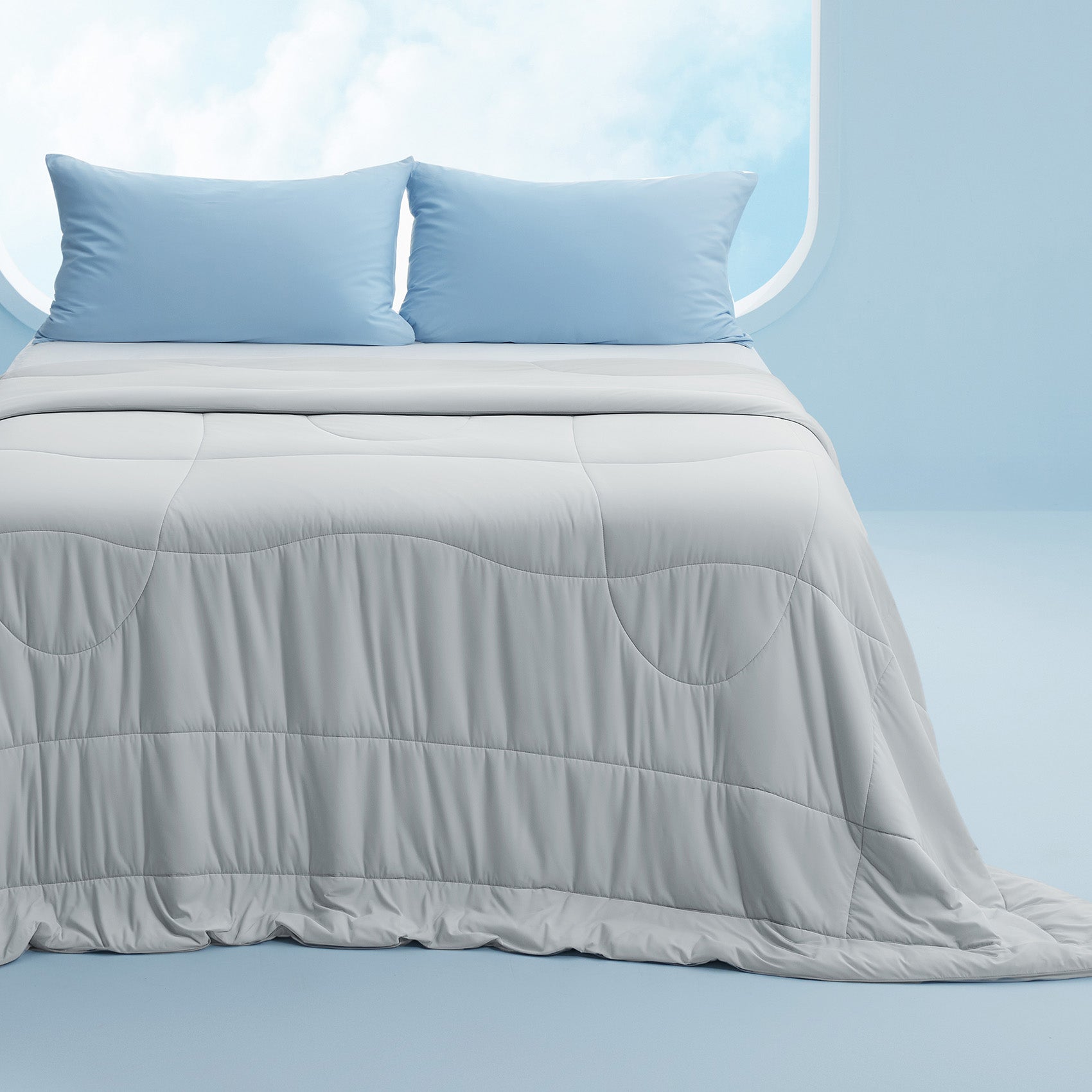 GentleSoft™ Reversible Cooling Comforter
