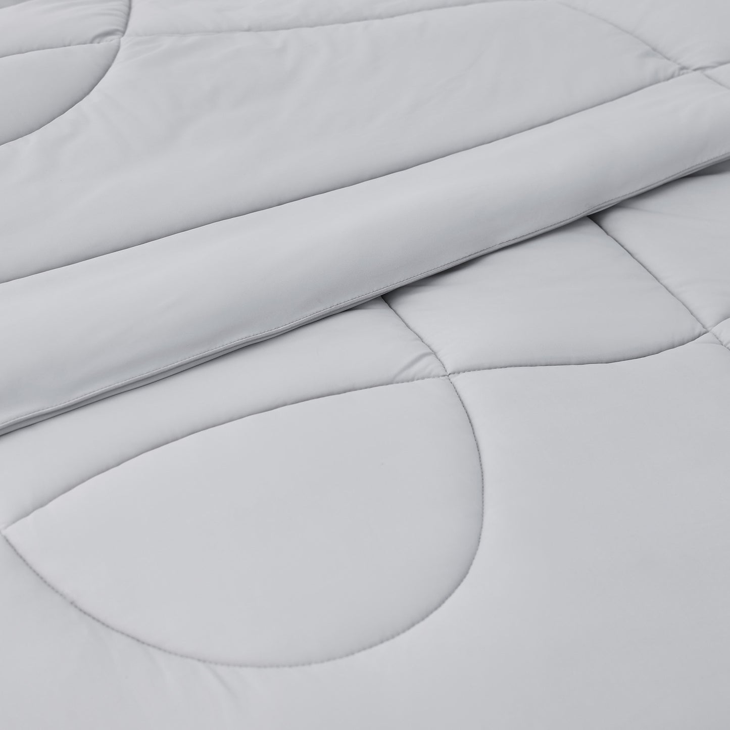 GentleSoft™ Cooling Comforter