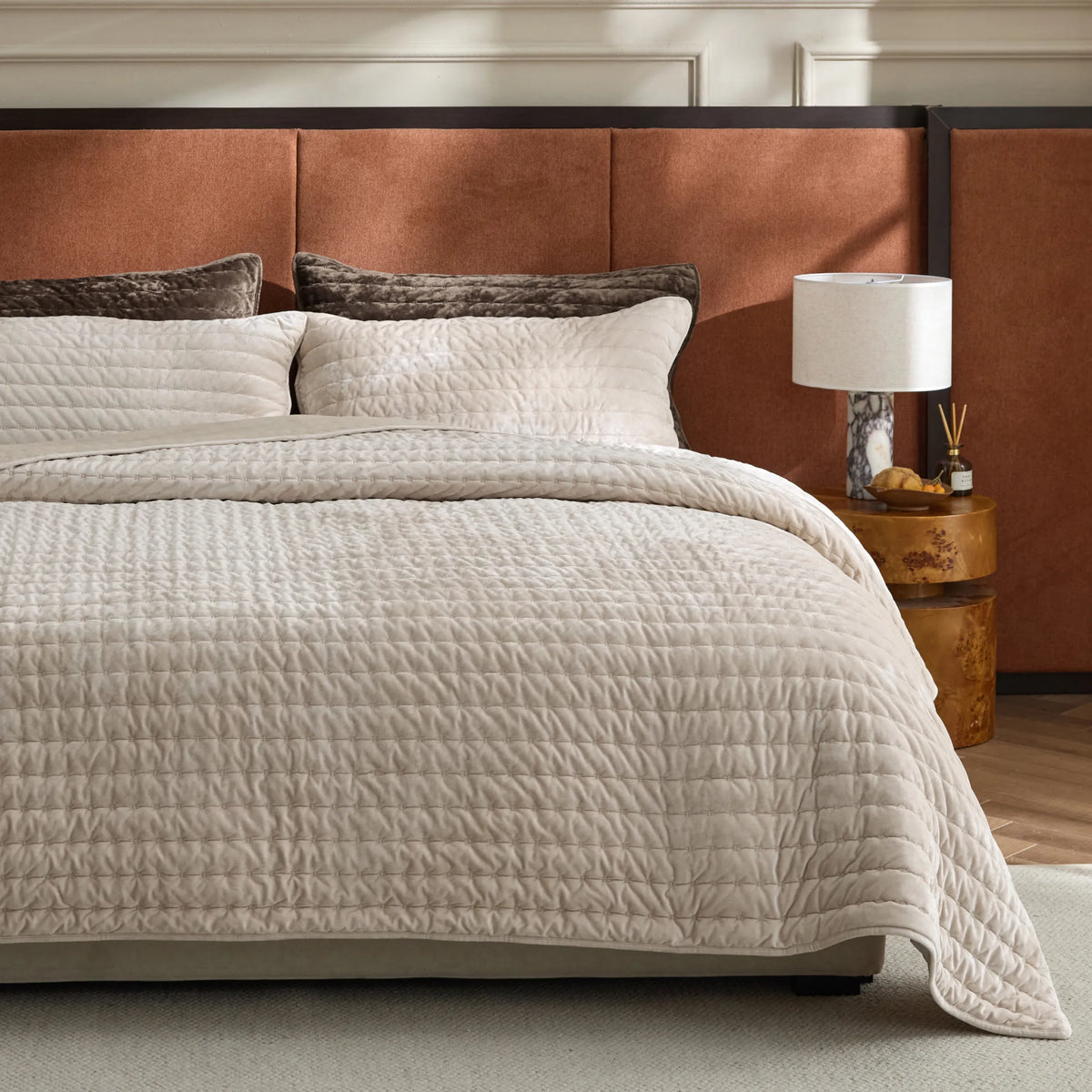 Luxury Velvet Quilt Set