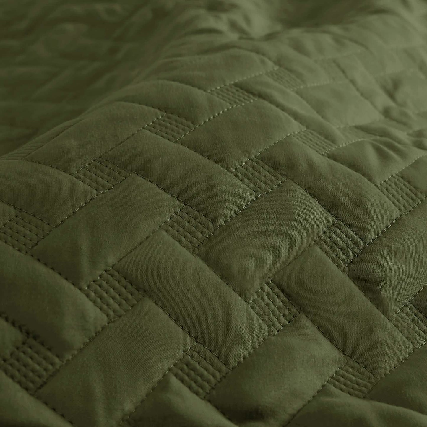 Basket-weave Quilt Set