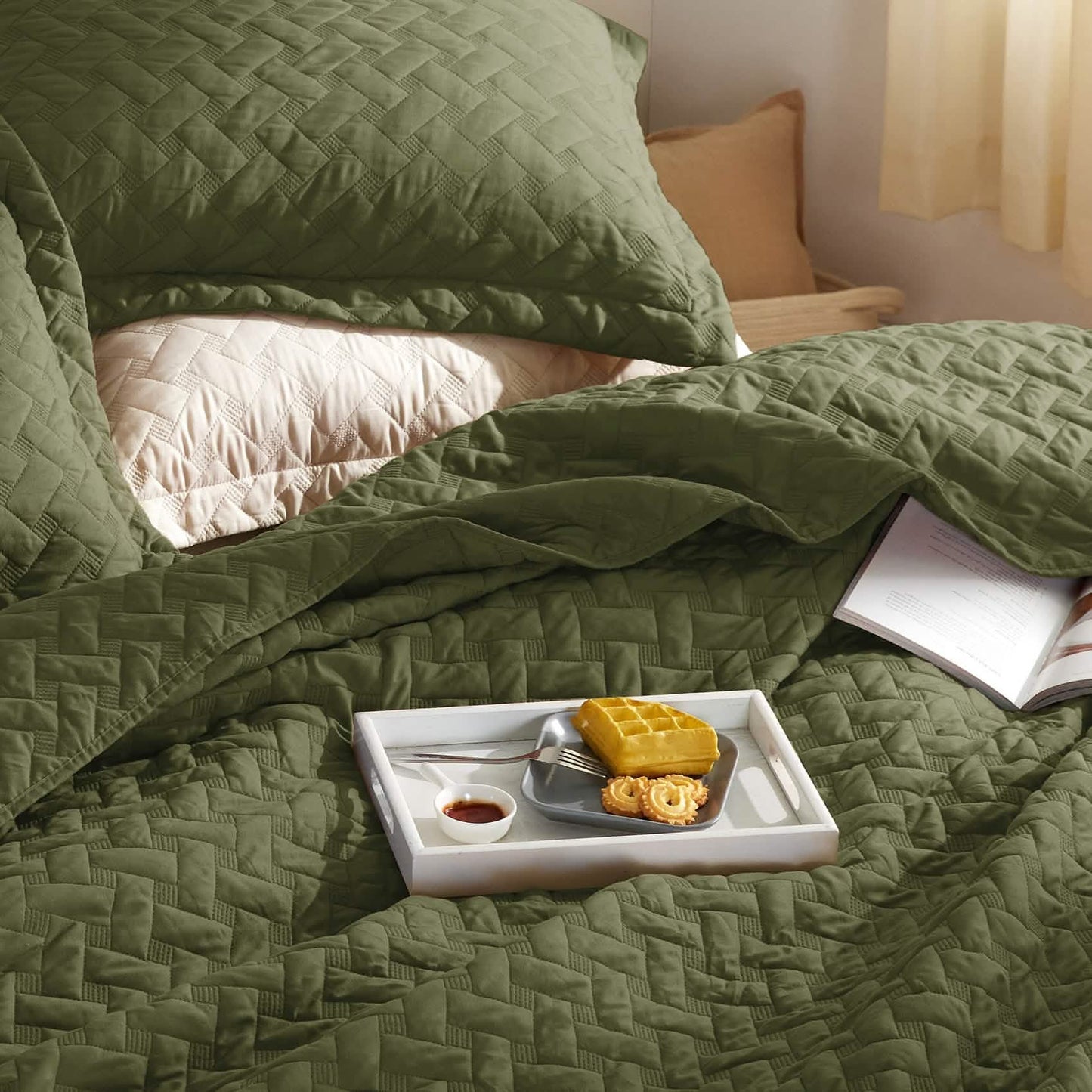Basket-weave Quilt Set