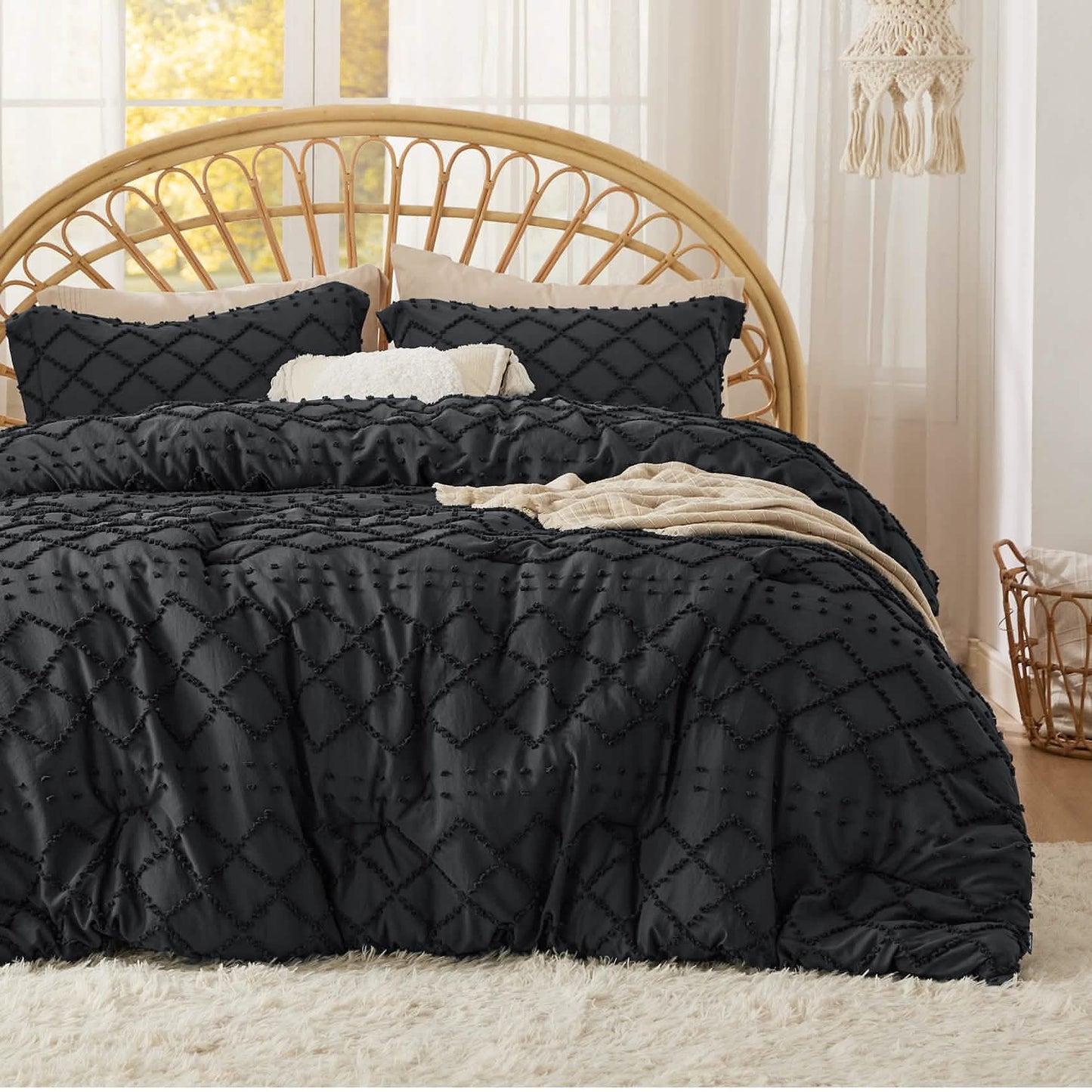 Tufted Embroidery Comforter Set