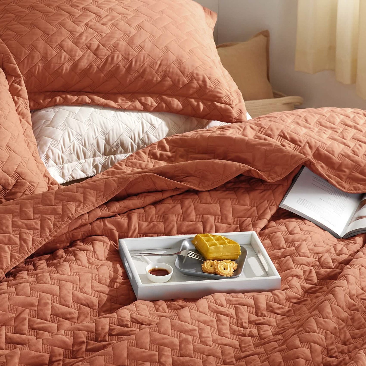 Basket-weave Quilt Set