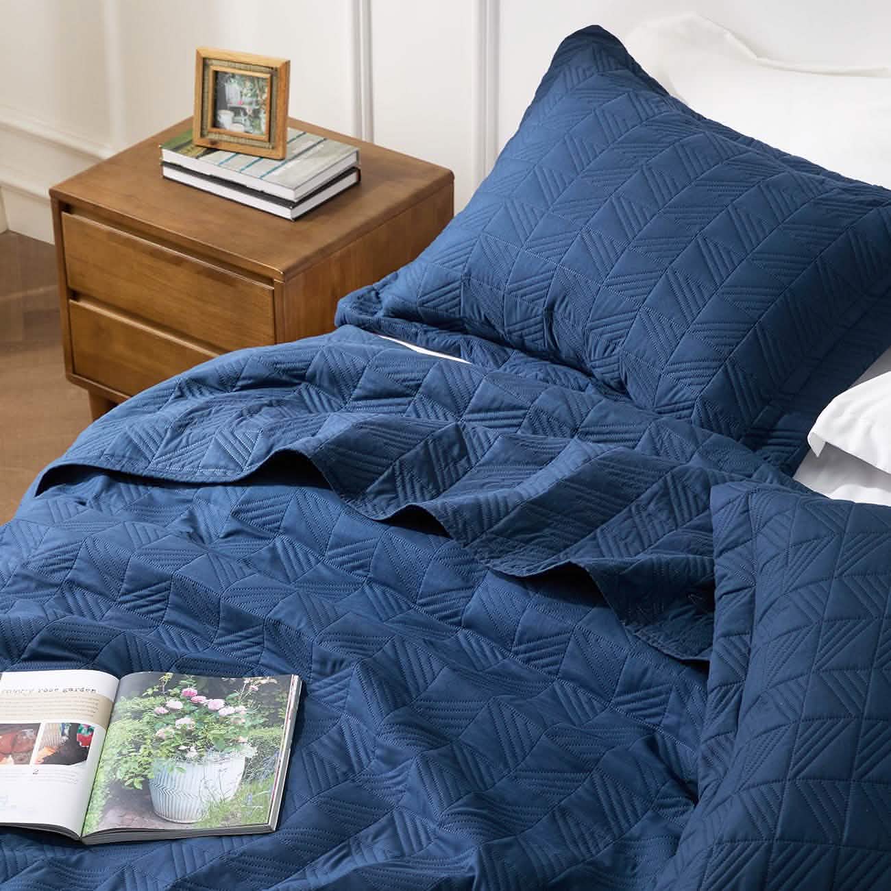 Geometric Soft Ultrasonic Quilt Set