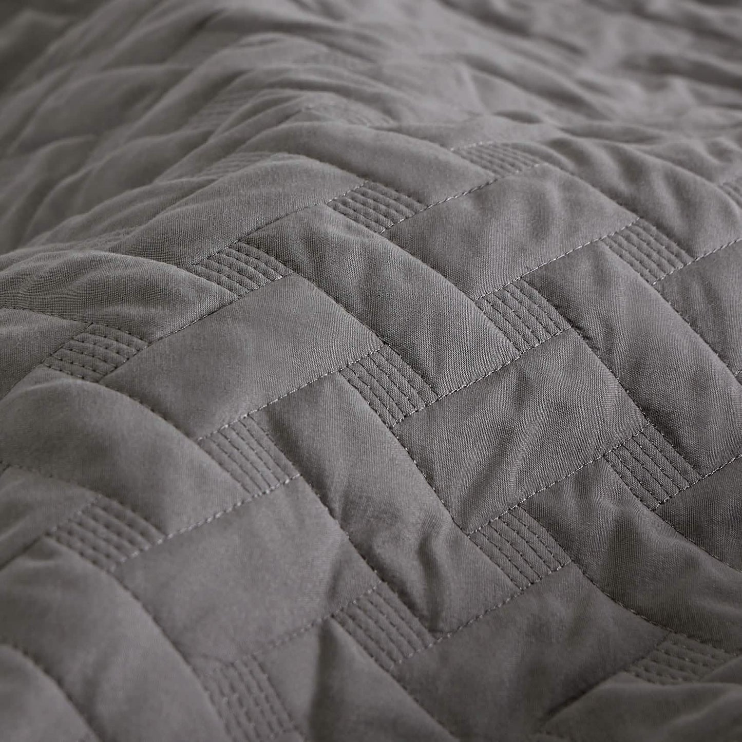 Basket-weave Quilt Set